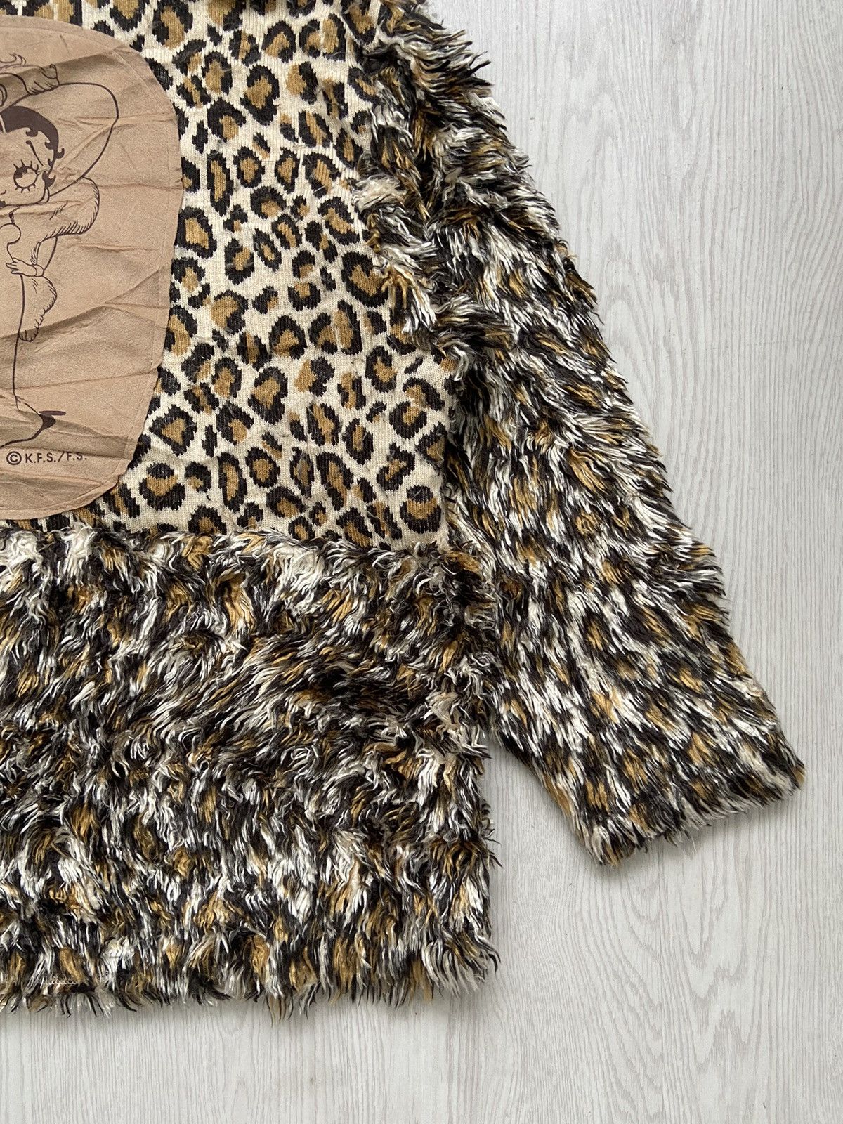Anime Vintage 1990’s Betty Boop Hairy Leopard Sweatshirt Size M / US 6-8 / IT 42-44 - 2 Thumbnail