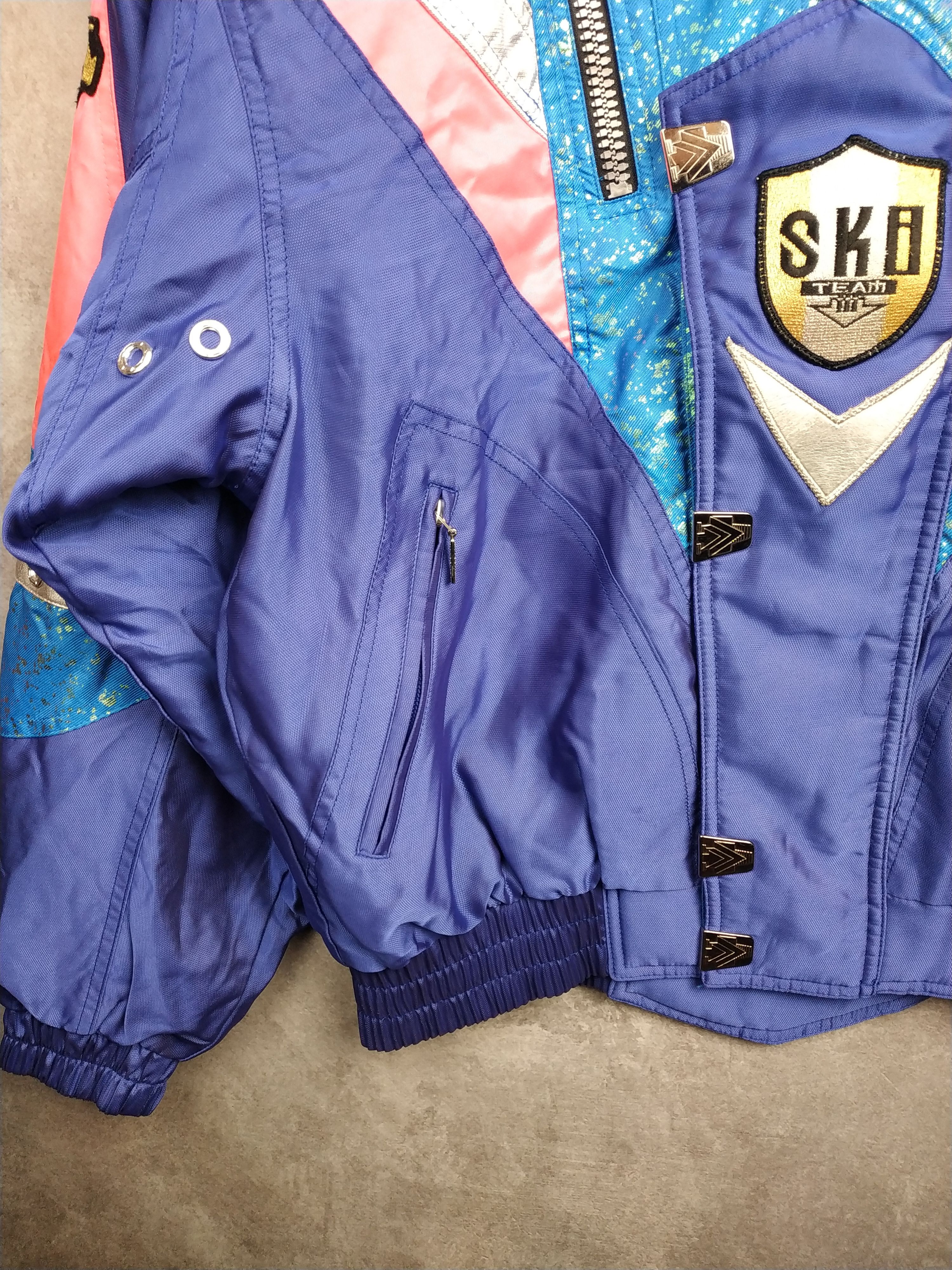 Descente Descente vintage 90s Ski Jacket Size US L / EU 52-54 / 3 - 5 Thumbnail