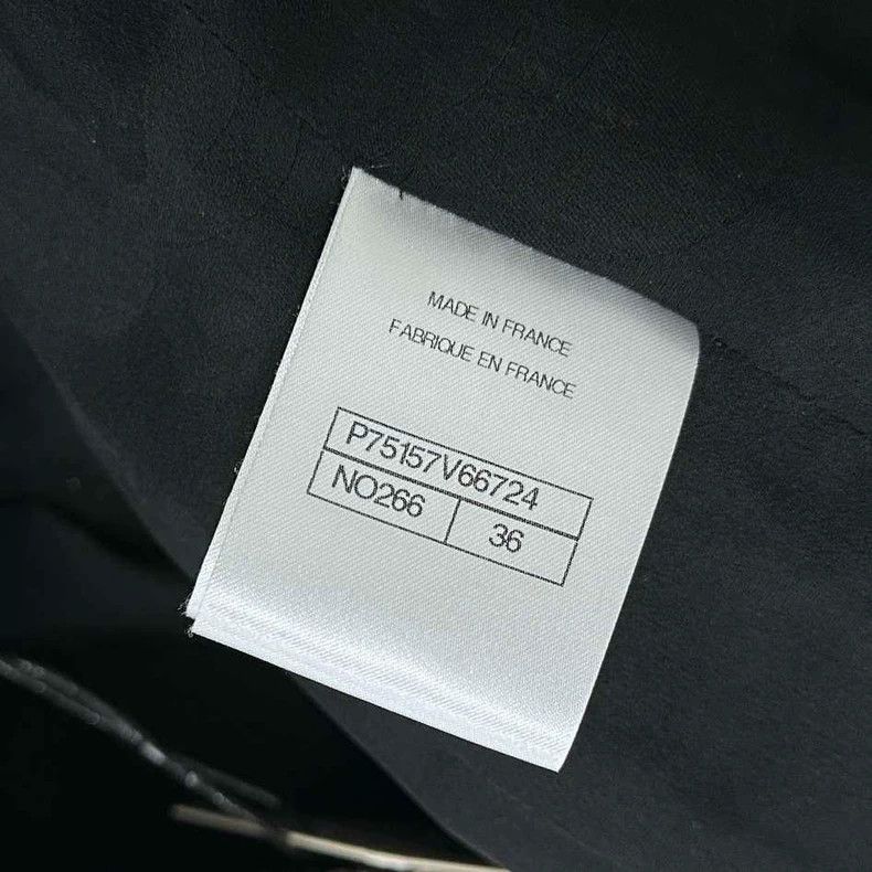 Chanel Chanel Black and white double c button tweed jacket 2504-Ne Size XS / US 0-2 / IT 36-38 - 6 Thumbnail