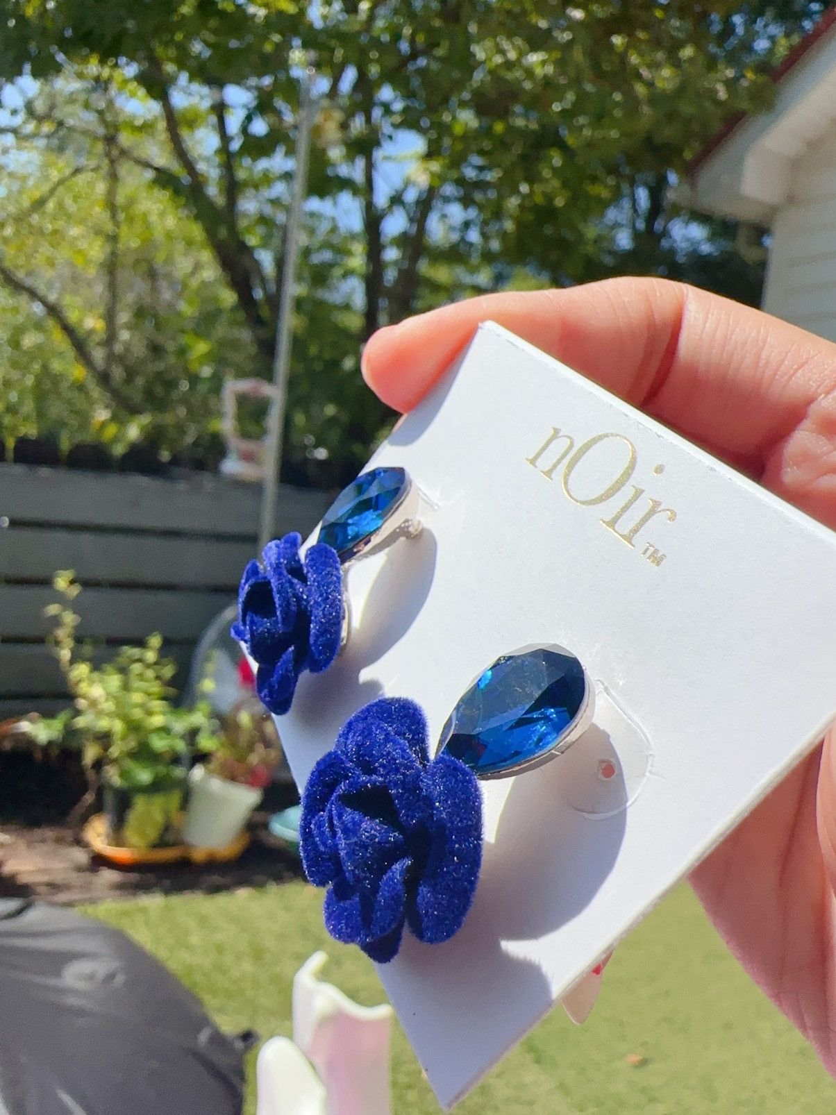 Designer Noir silver tone blue velvet rose crystal studs drop earring Size ONE SIZE - 3 Thumbnail