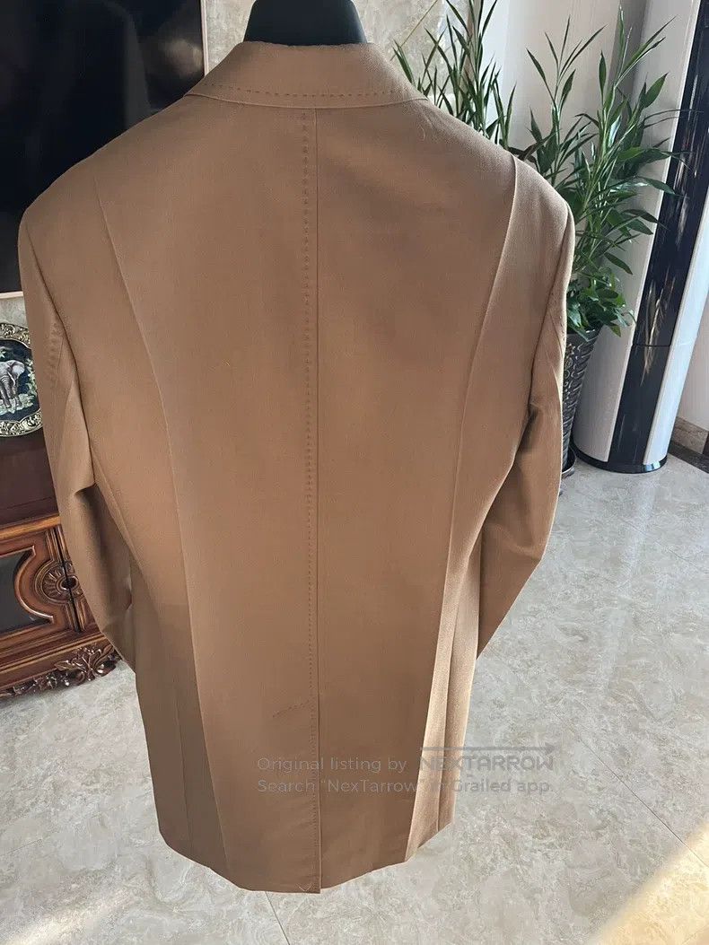 Louis Vuitton Louis Vuitton Lined with silk full logo coat Size US S / EU 44-46 / 1 - 7 Thumbnail