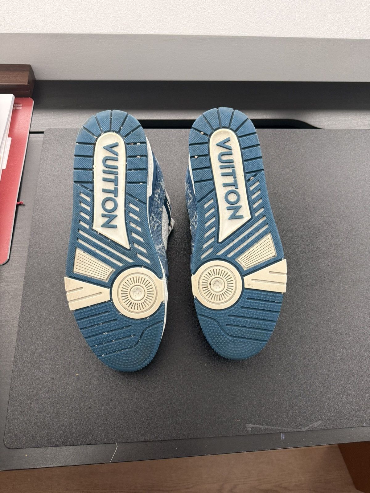 Louis Vuitton Louis Vuitton LV Trainer Sneaker - Original Size US 9.5 / EU 42-43 - 5 Thumbnail