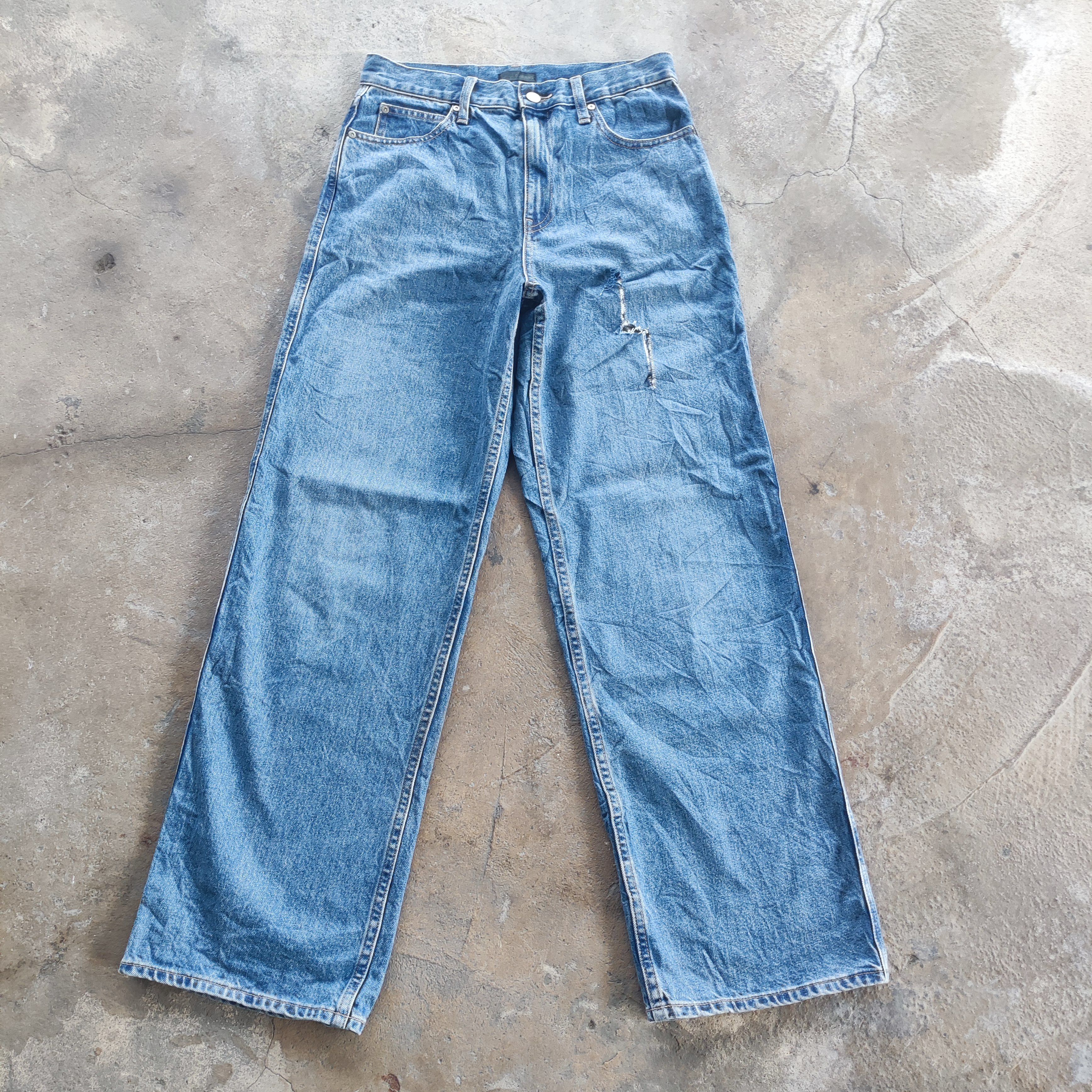 Japanese Brand Vintage Japanese Brand Baggy Jeans Ripped Faded Pants Size US 29 - 1 Thumbnail