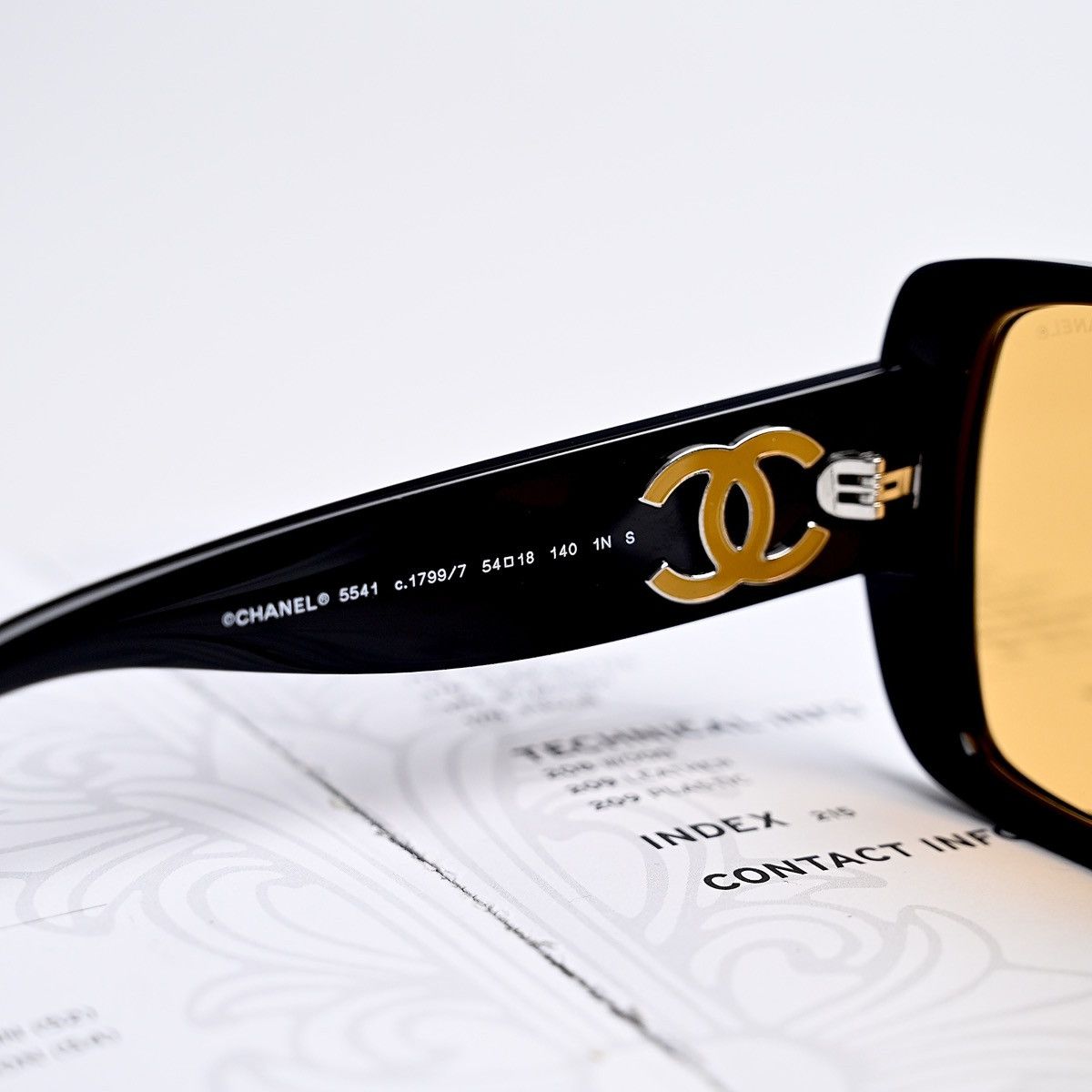 Chanel CHANEL 0CH5541 1799/7 SUNGLASSES Size ONE SIZE - 8 Thumbnail