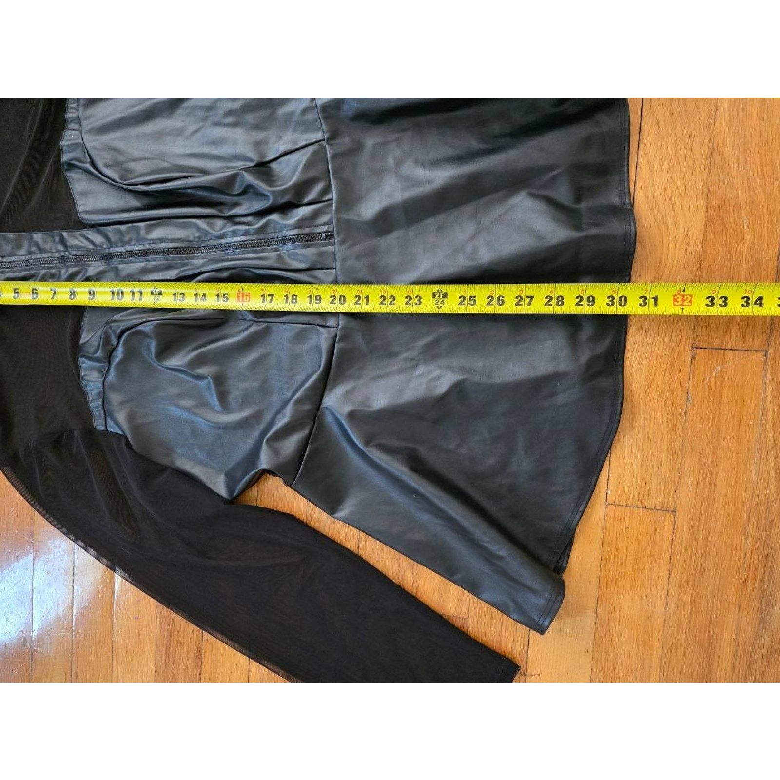Achilles Ion Gabriel Ashley Stewart Faux Leather Top Long Sleeve Black 1X A001933 Size ONE SIZE - 7 Thumbnail