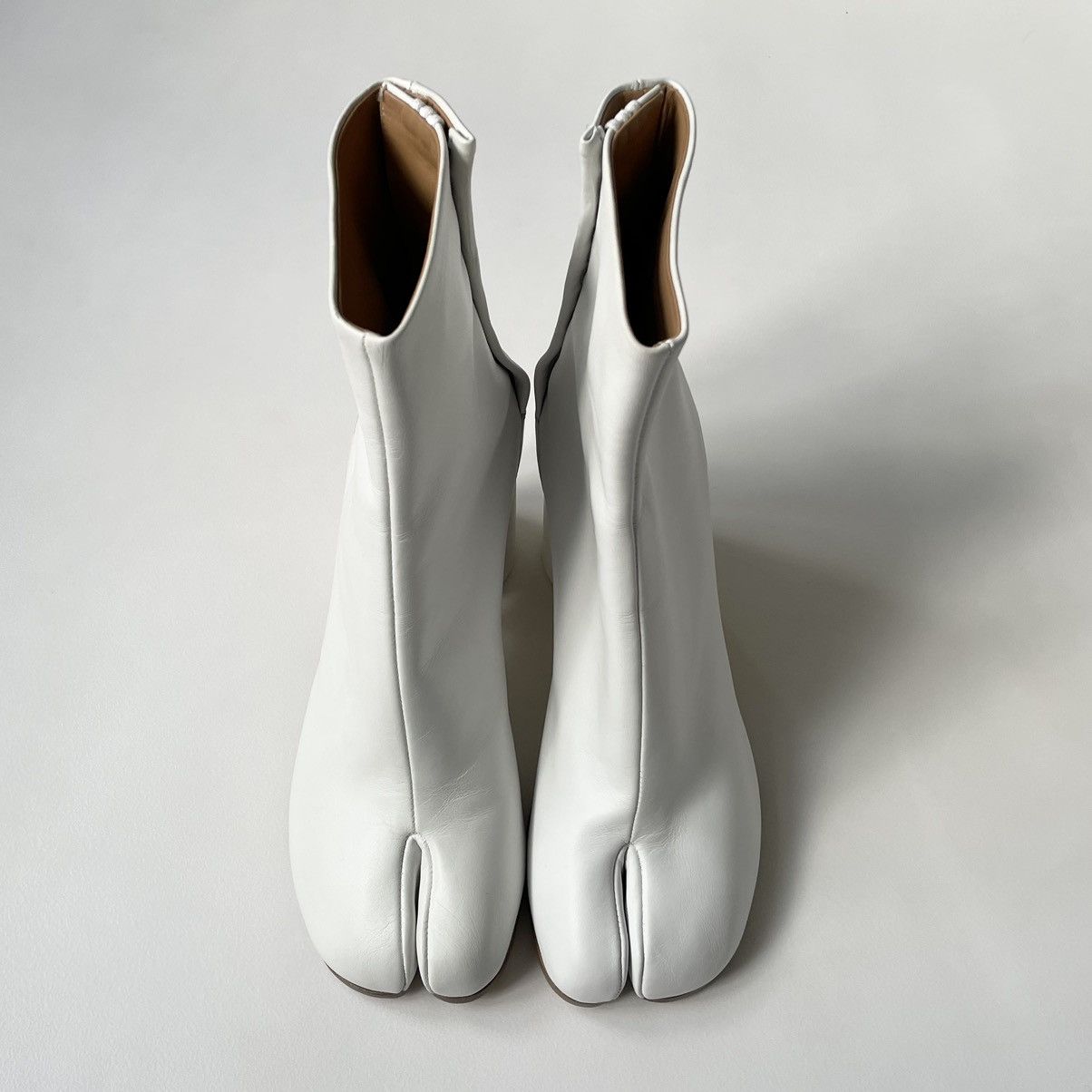 image of Maison Margiela S/s 19 Painted Heel Shoes Tabi Boot in White, Women's (Size 8)