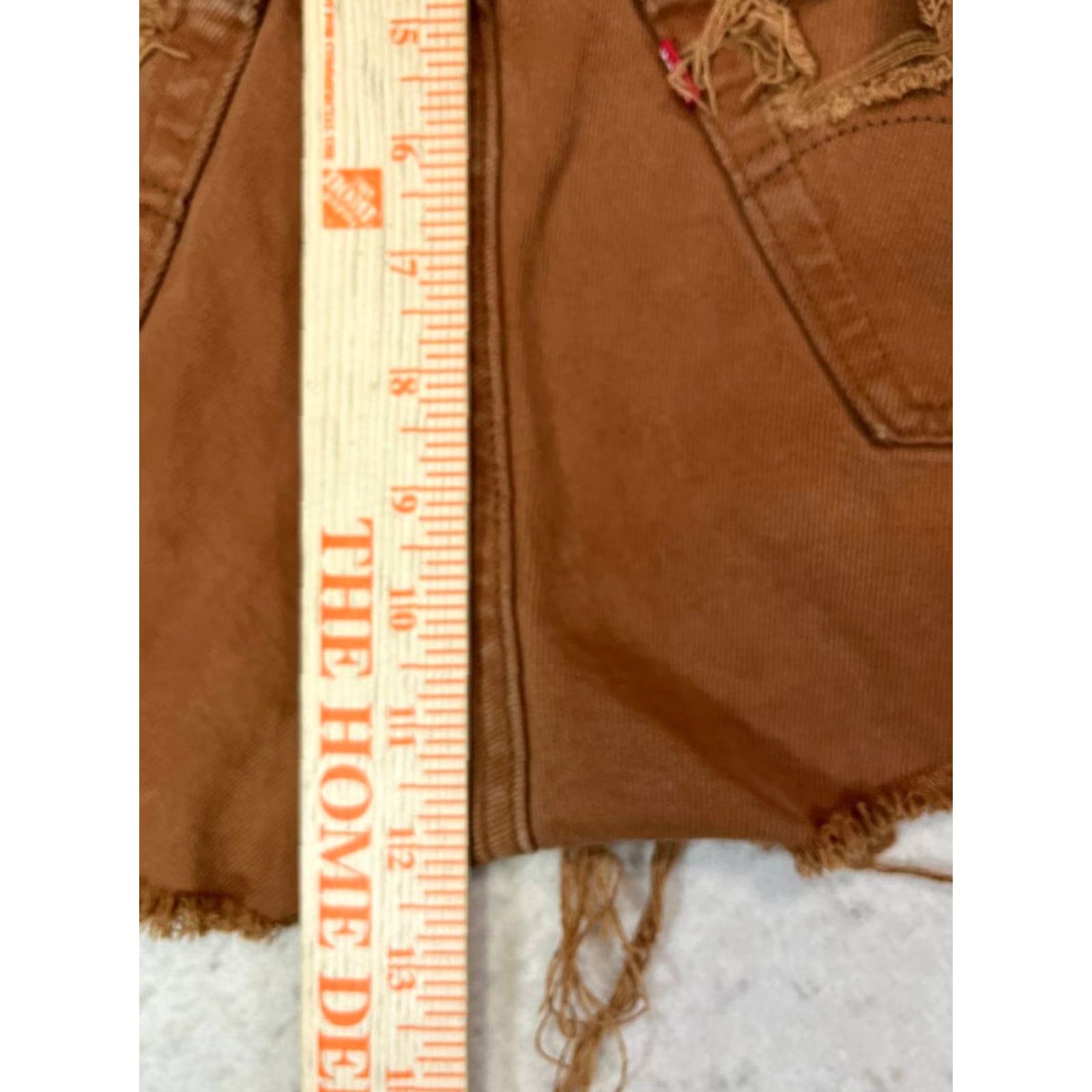 Levi's VINTAGE Levi's Distressed Brown Jeans Shorts Cut-Off 25-26 Women Regular Cotton Casual Vintage 90s Patriotic Size 42" / US 20 - 4 Thumbnail