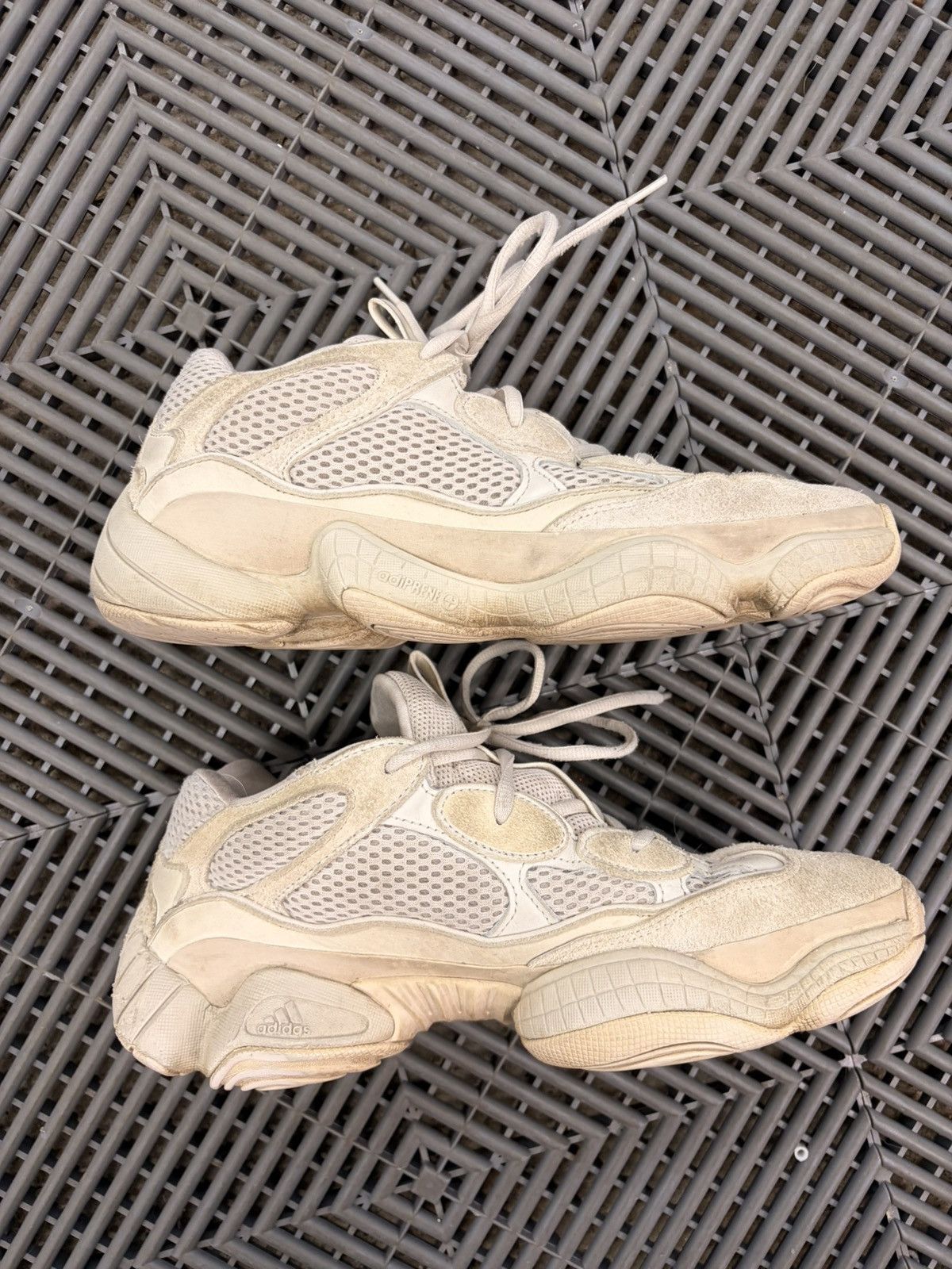 Yeezy Yeezy 500 Size US 10 / EU 43 - 2 Thumbnail