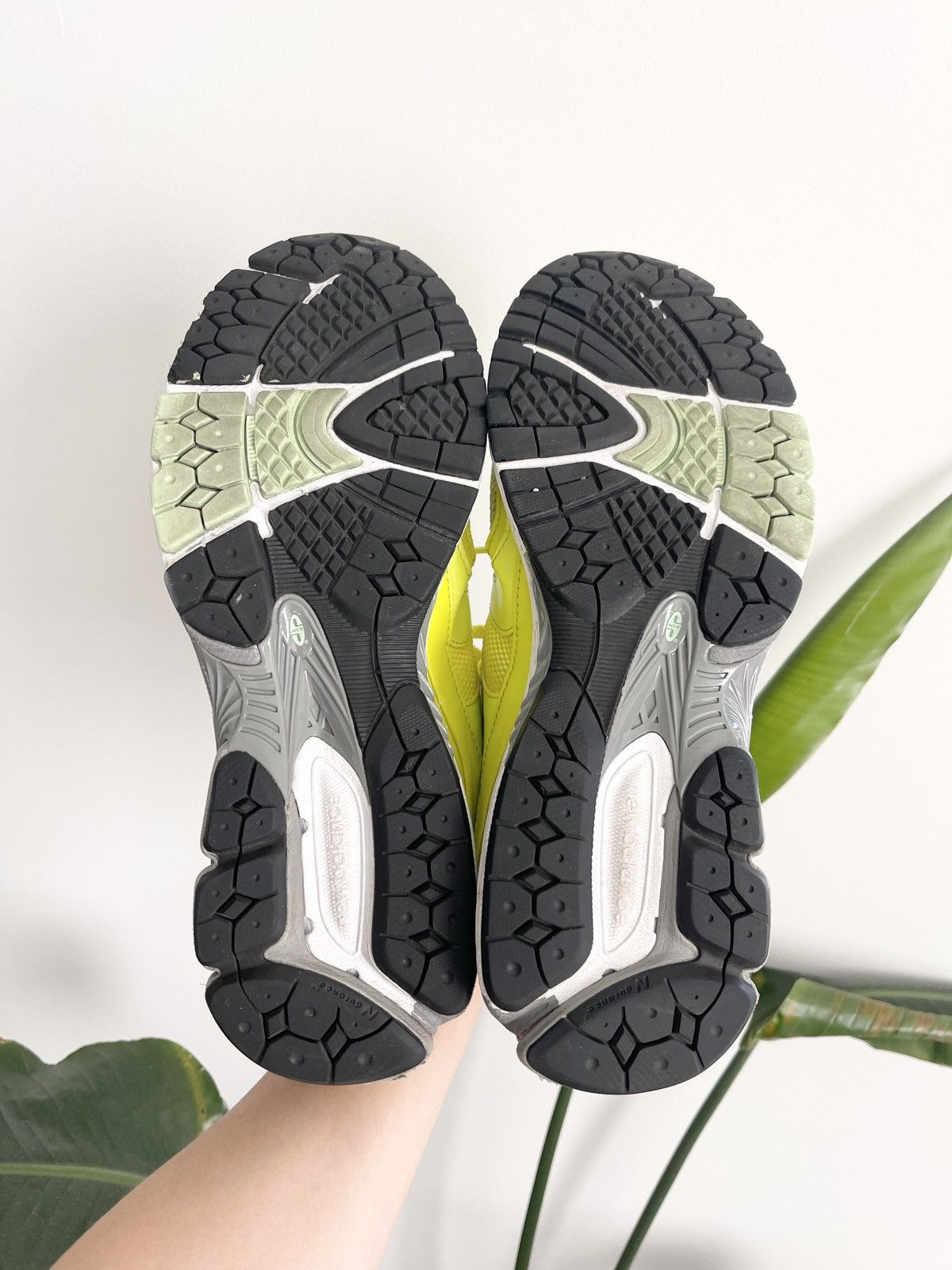 J.Crew × New Balance STEAL! New Balance 2002R Lime - Size 12 Size US 12 / EU 45 - 9 Thumbnail