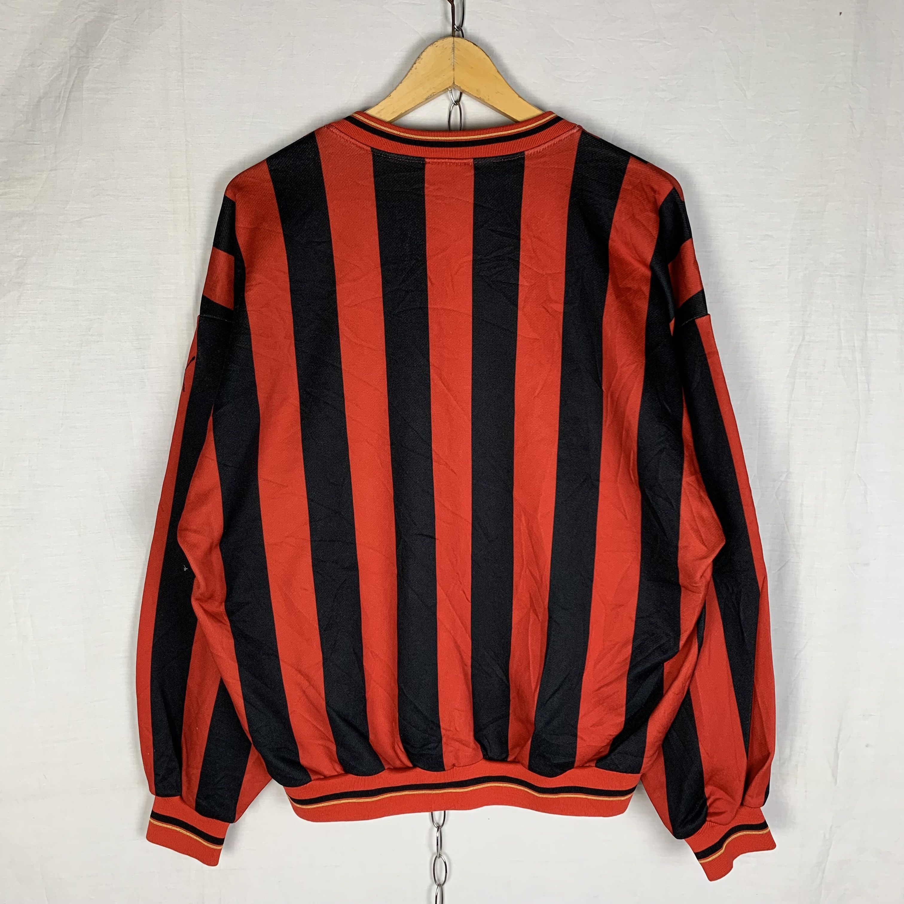 Puma Vintage Puma World Soccer Hit Union Sweater Crewneck Size US M / EU 48-50 / 2 - 2 Thumbnail