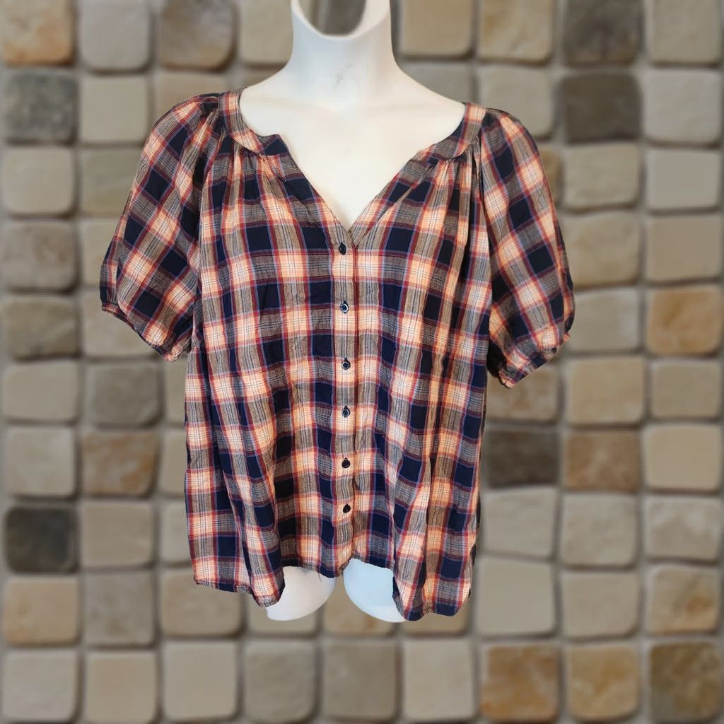 Vintage St. John's Bay Blouse Puff Sleeve Plaid Red Beige Navy Blue 0X Women Size XL / US 12-14 / IT 48-50 - 1 Thumbnail
