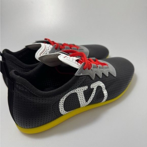 Valentino Valentino Garavani Chromathon VLogo Leather Sneakers Black M Size US 8 / EU 41 - 7 Thumbnail