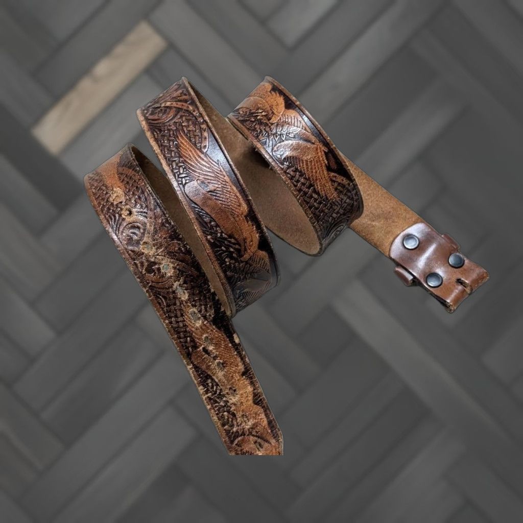 Vintage VINTAGE western belt Eagle brown leather 42 - belt - Men - Western Belt - Buckle - 1-3/8" - Cowhide - Eagle pattern - 42 waist - Brown - vintage Size 42 - 1 Thumbnail