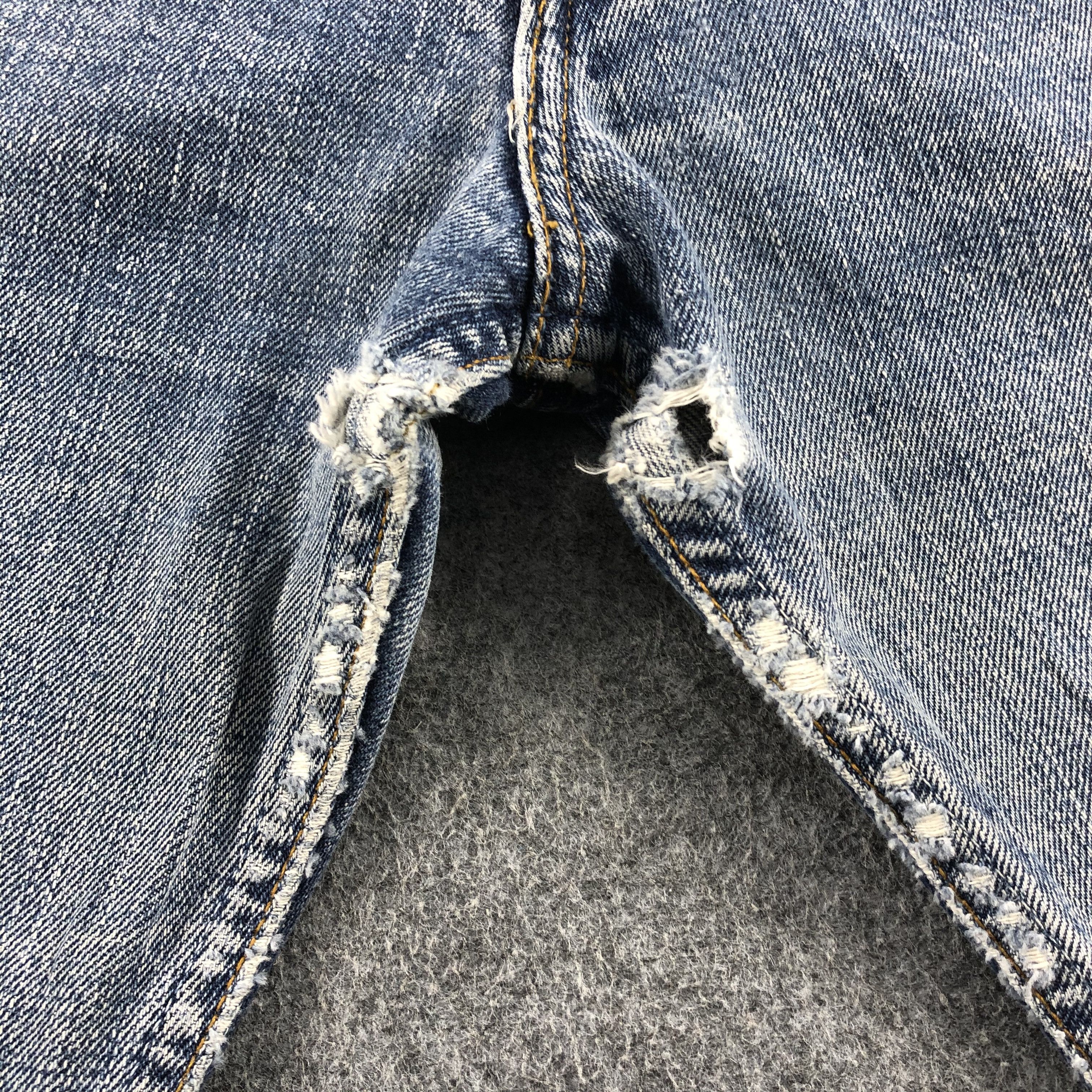 Levi's Vintage 90s Light Wash Levis 517 Jeans-J1921 Size US 30 / EU 46 - 8 Thumbnail