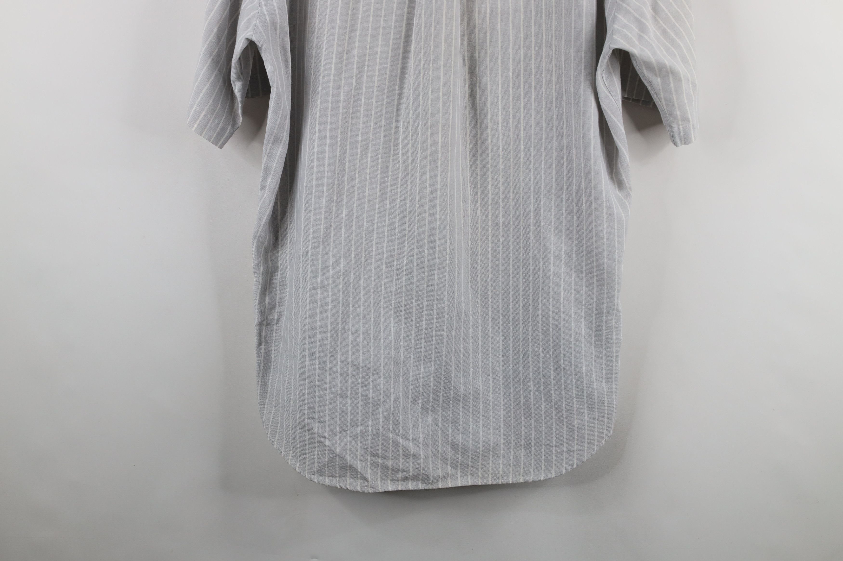 Vintage Vintage 90s Streetwear Short Sleeve Button Down Shirt Size US M / EU 48-50 / 2 - 14 Thumbnail