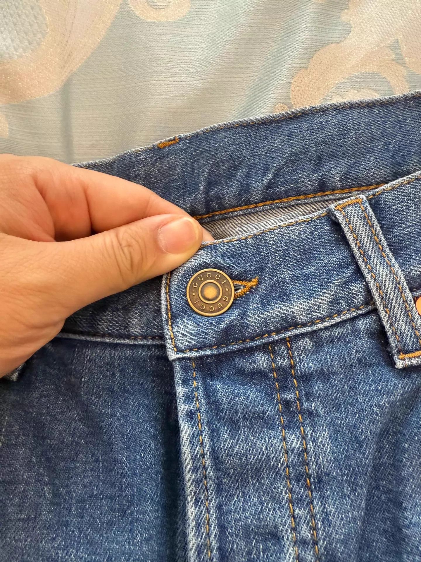 Gucci Gucci Classic Jeans 36 Raw Hem Gucci Tag NWOT Size US 36 / EU 52 - 3 Thumbnail
