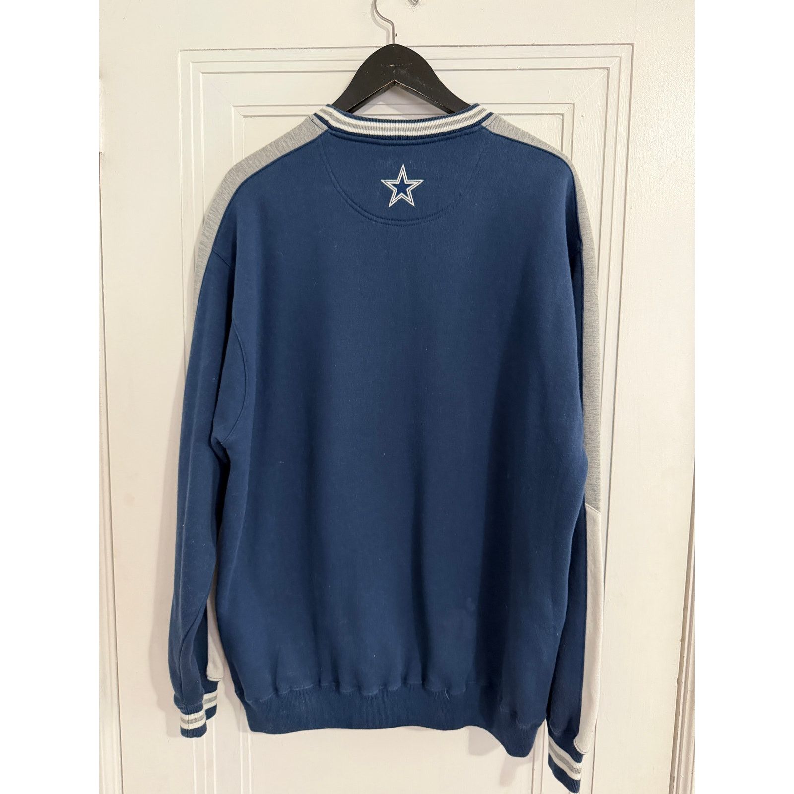 NFL Dallas Cowboys Stitched Crewneck Sweatshirt Size Large Size US L / EU 52-54 / 3 - 5 Thumbnail
