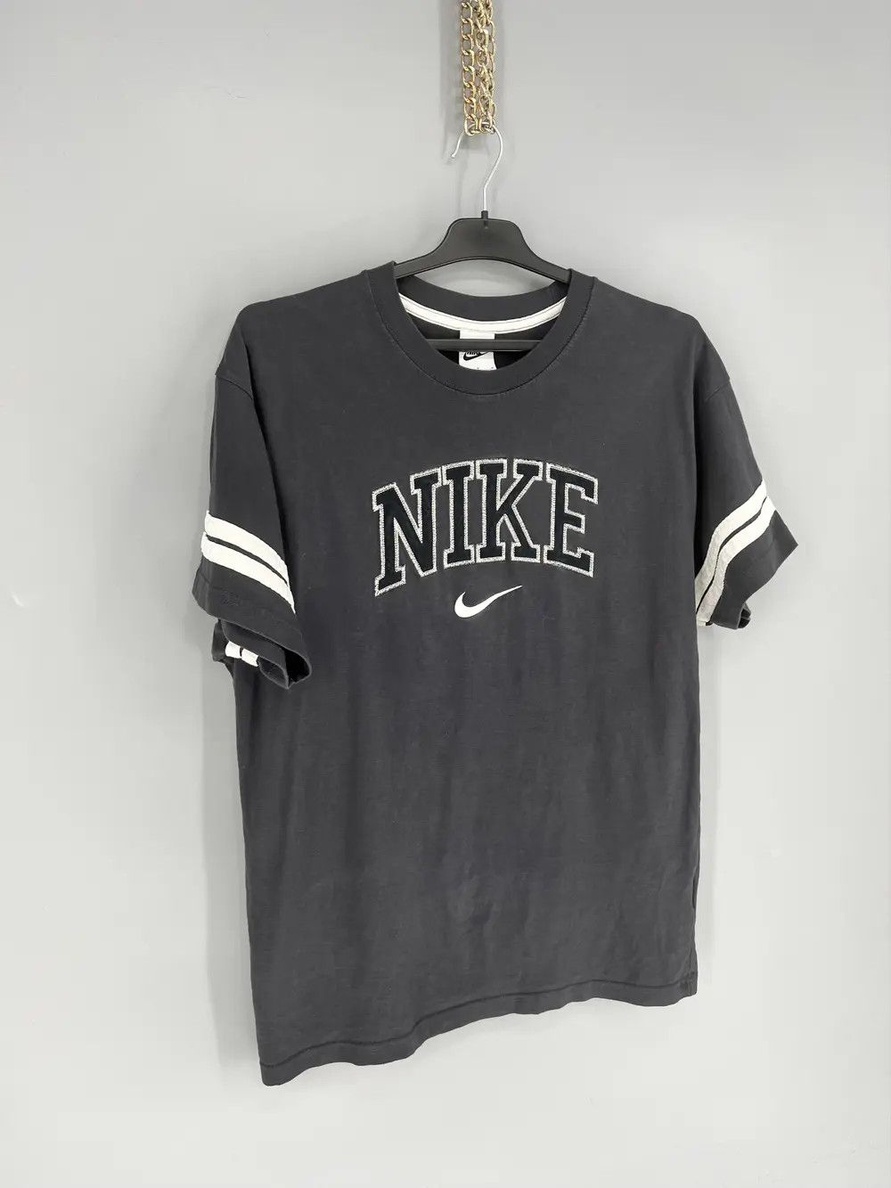 Other Vintage Y2K Nike Center Swoosh Logo T-Shirt Size US M / EU 48-50 / 2 - 2 Thumbnail