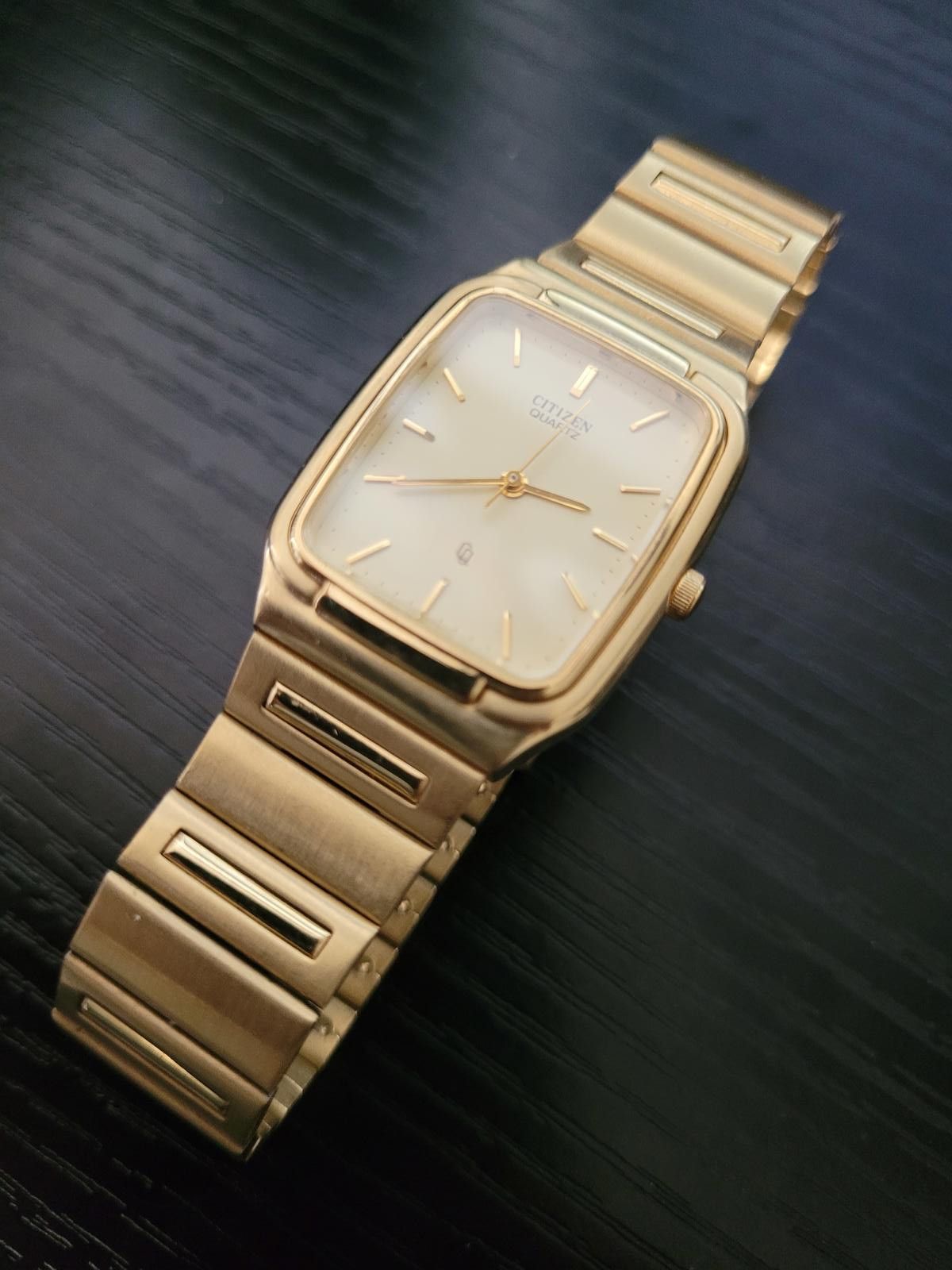 image of Beautiful Vintage Citizen 6031-S16890 Tank Dress Watch in Gold, Men's