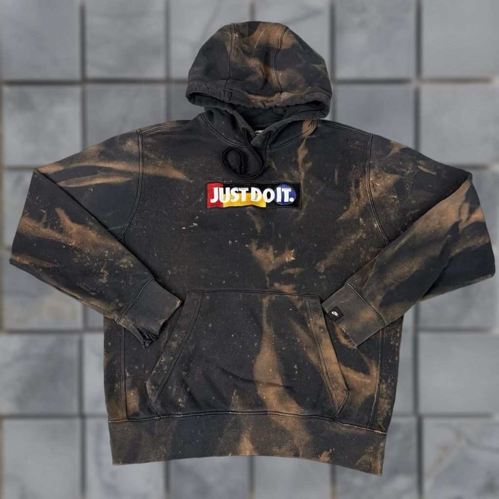 Nike VINTAGE Nike Hoodie Adult Medium Black Bleached Dyed Sweatshirt Grunge Skate Distressed Size US M / EU 48-50 / 2 - 1 Thumbnail