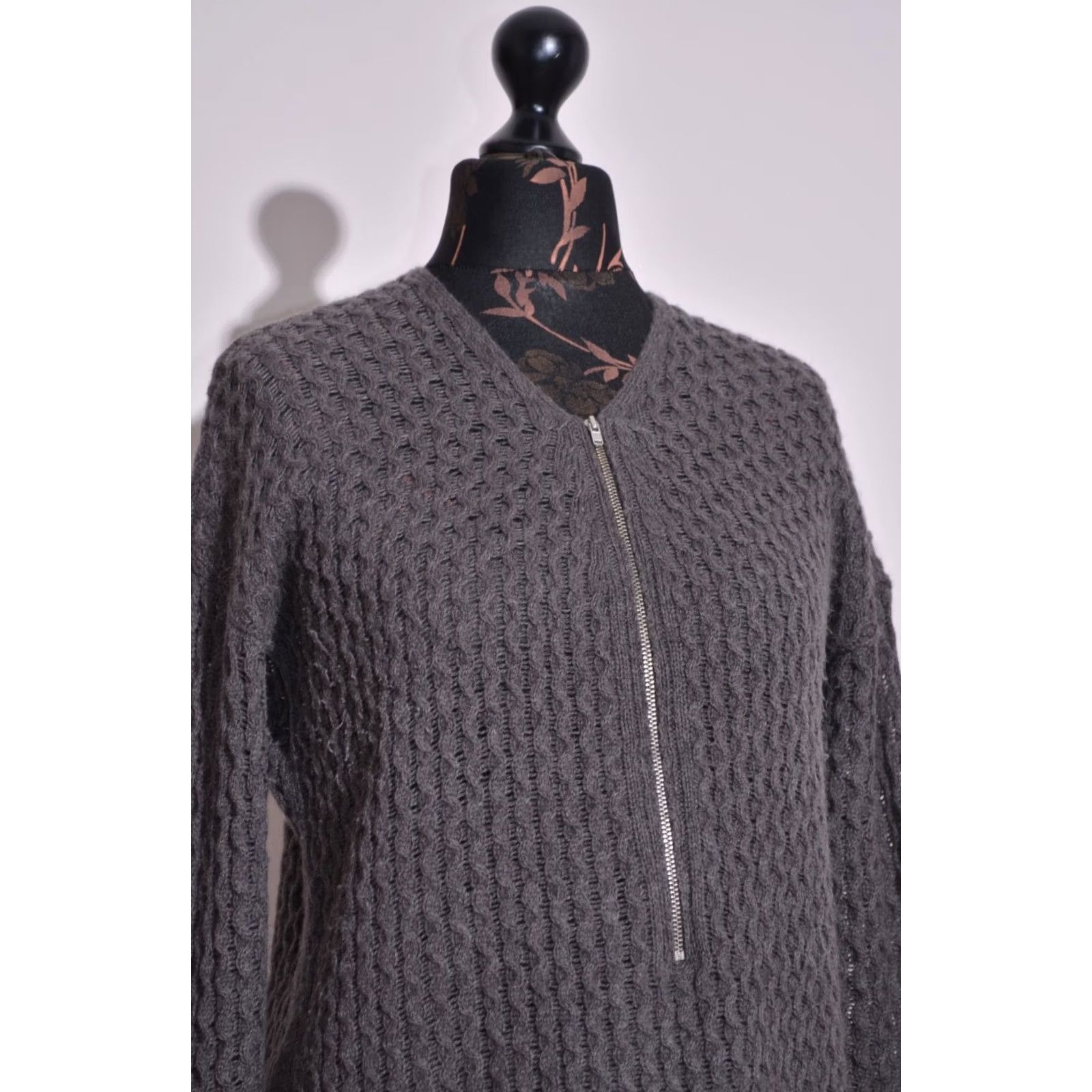 The Kooples The Kooples Cardigan Jumper Grey Women's M Wool Alpaca Cashmere V-Neck Knit Top Modern 90s? Size M / US 6-8 / IT 42-44 - 2 Thumbnail