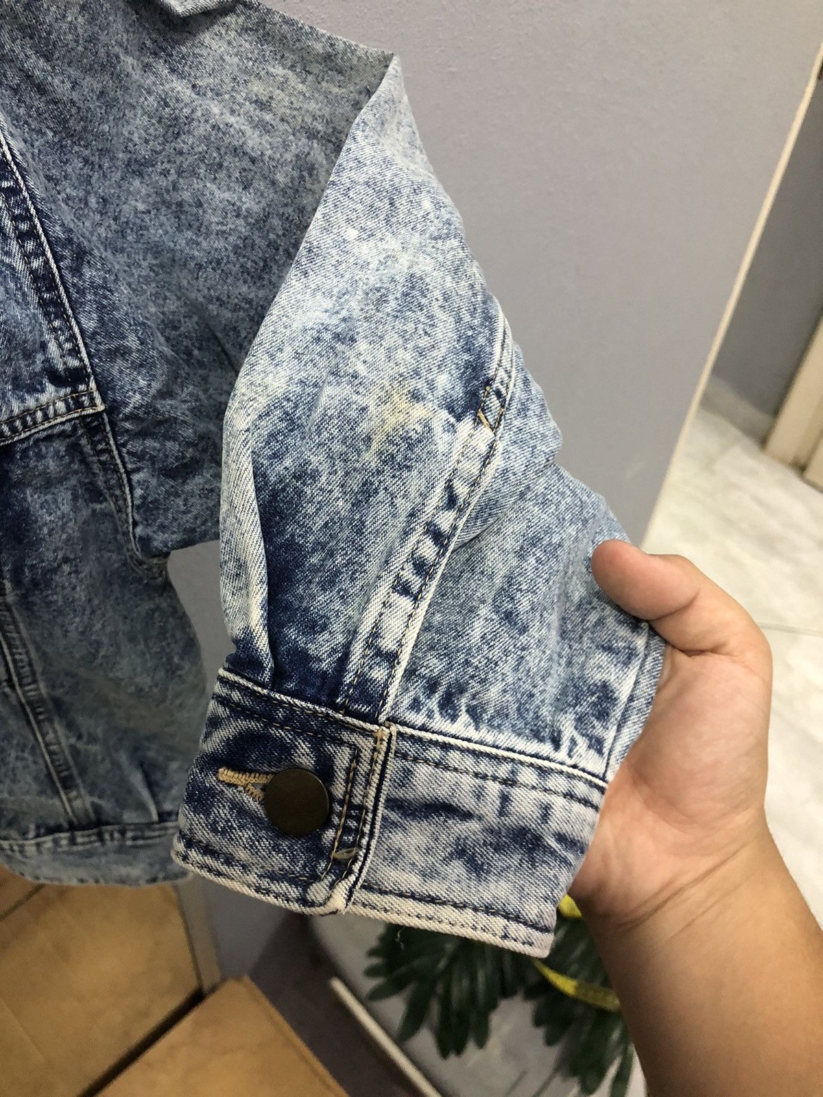 Japanese Brand × Vintage Vintage Stylish Sports Acid Wash Trucker Denim Jacket Size US M / EU 48-50 / 2 - 8 Thumbnail