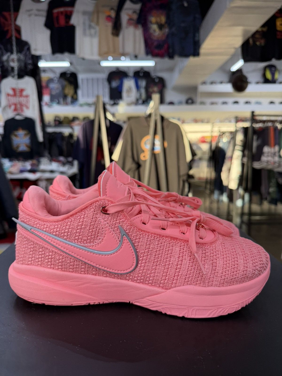 Nike Nike Lebron 20 Pink Diamond Size 8 (2025) Size US 8 / EU 41 - 6 Thumbnail