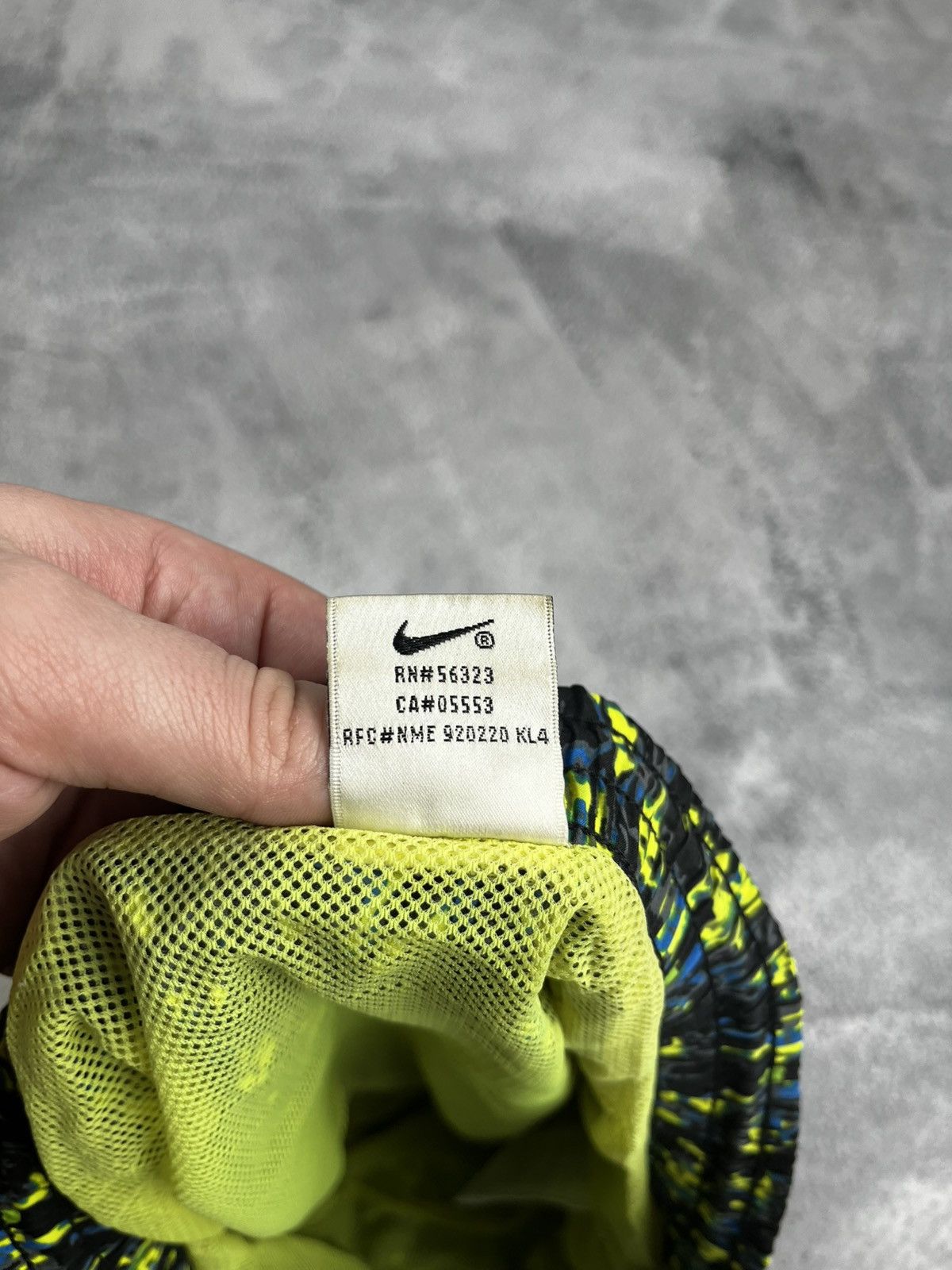Nike Vintage 90s Nike Geometric Abstract All Over Swim shorts Size US 34 / EU 50 - 8 Thumbnail