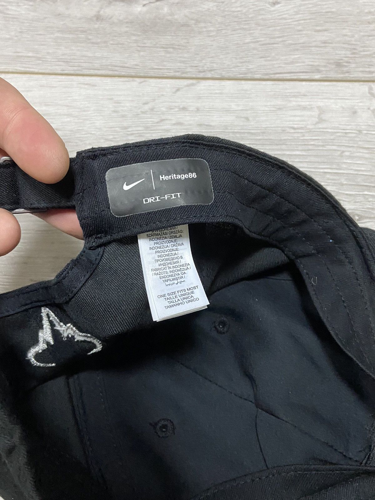 Nike Nike Rafael Nadal Rafa Bull Featherlight Tennis Cap Hat Size ONE SIZE - 3 Thumbnail