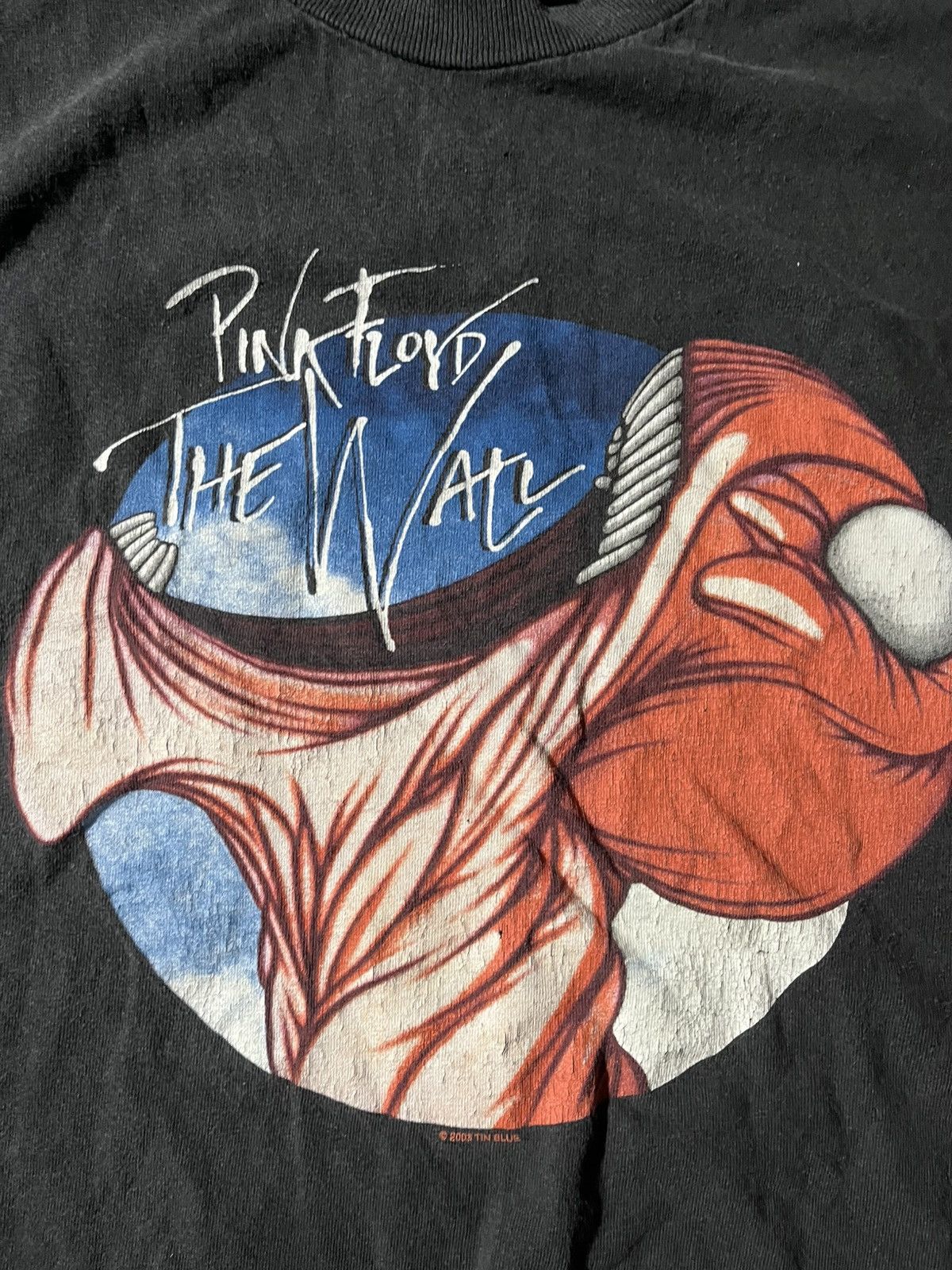 Vintage 2003 Pink Floyd “The Wall” t-shirt Size US M / EU 48-50 / 2 - 3 Thumbnail