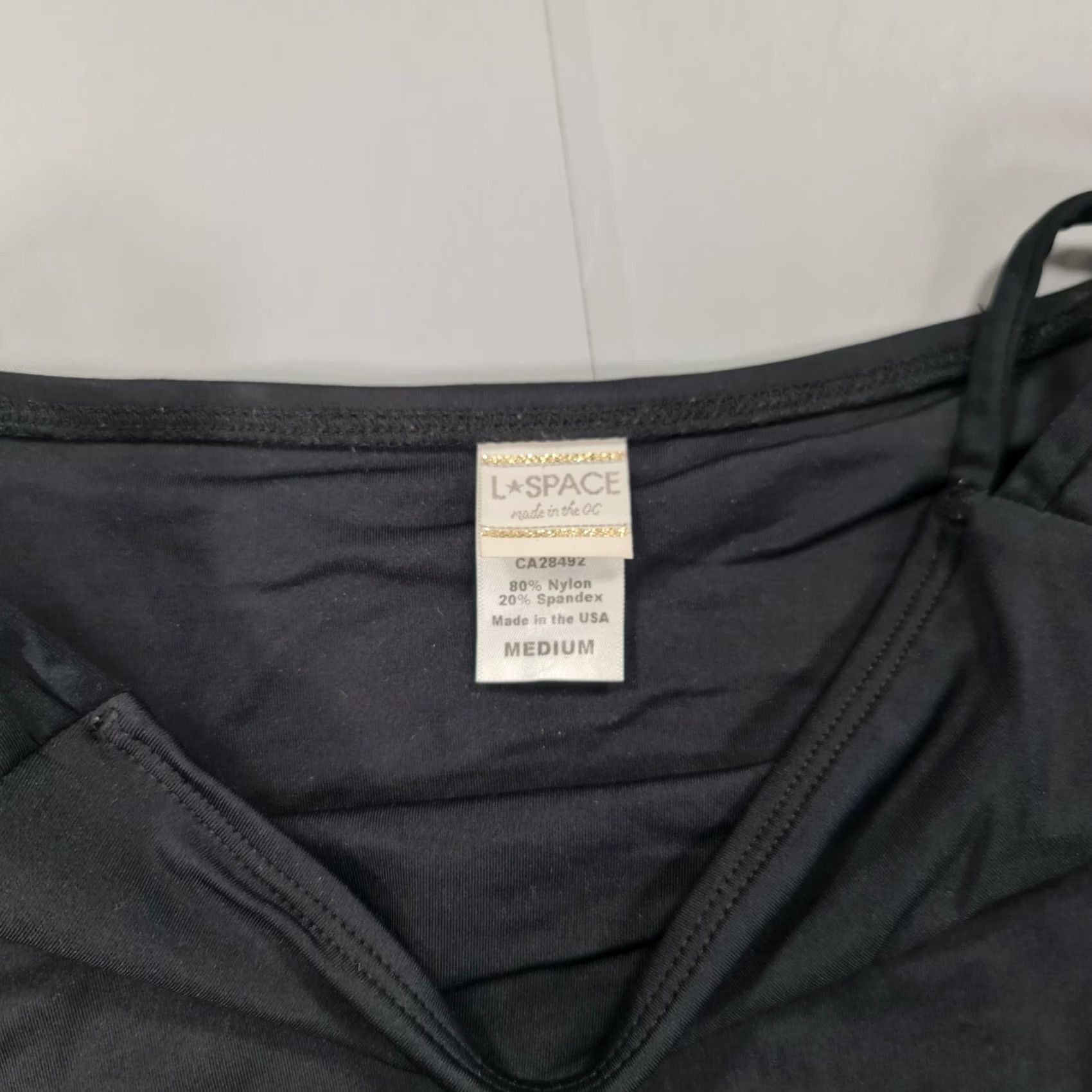 Vintage L*SPACE Bikini Bottom Black Medium High-Waisted Cut Out Womens M Beach 80% Nylon, 20% Spandex Size 32" / US 10 / IT 46 - 2 Thumbnail