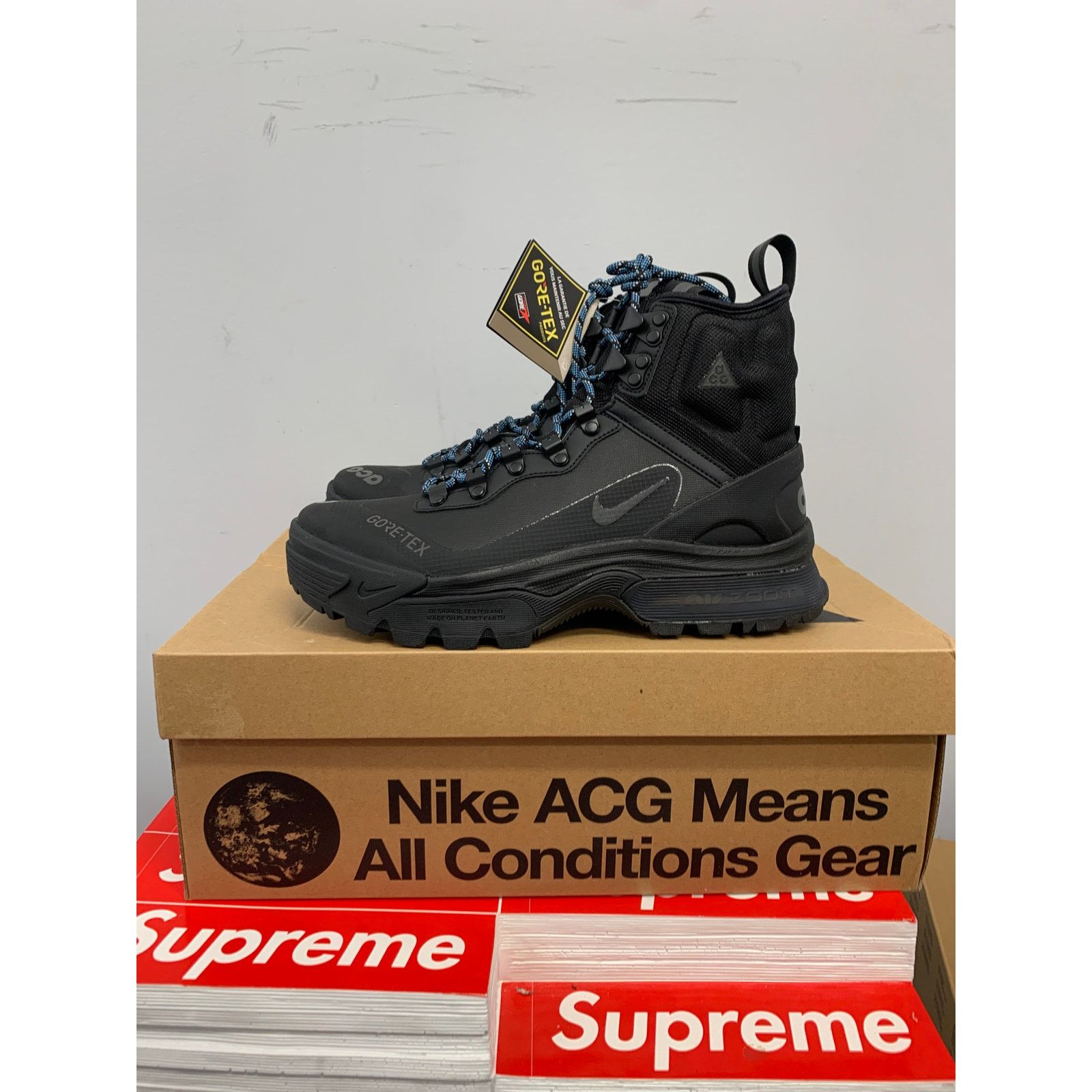 Nike Nike ACG Air Zoom Gaiadome Gore-Tex Black Size 7.5 NEW Size US 7.5 / EU 40-41 - 1 Thumbnail