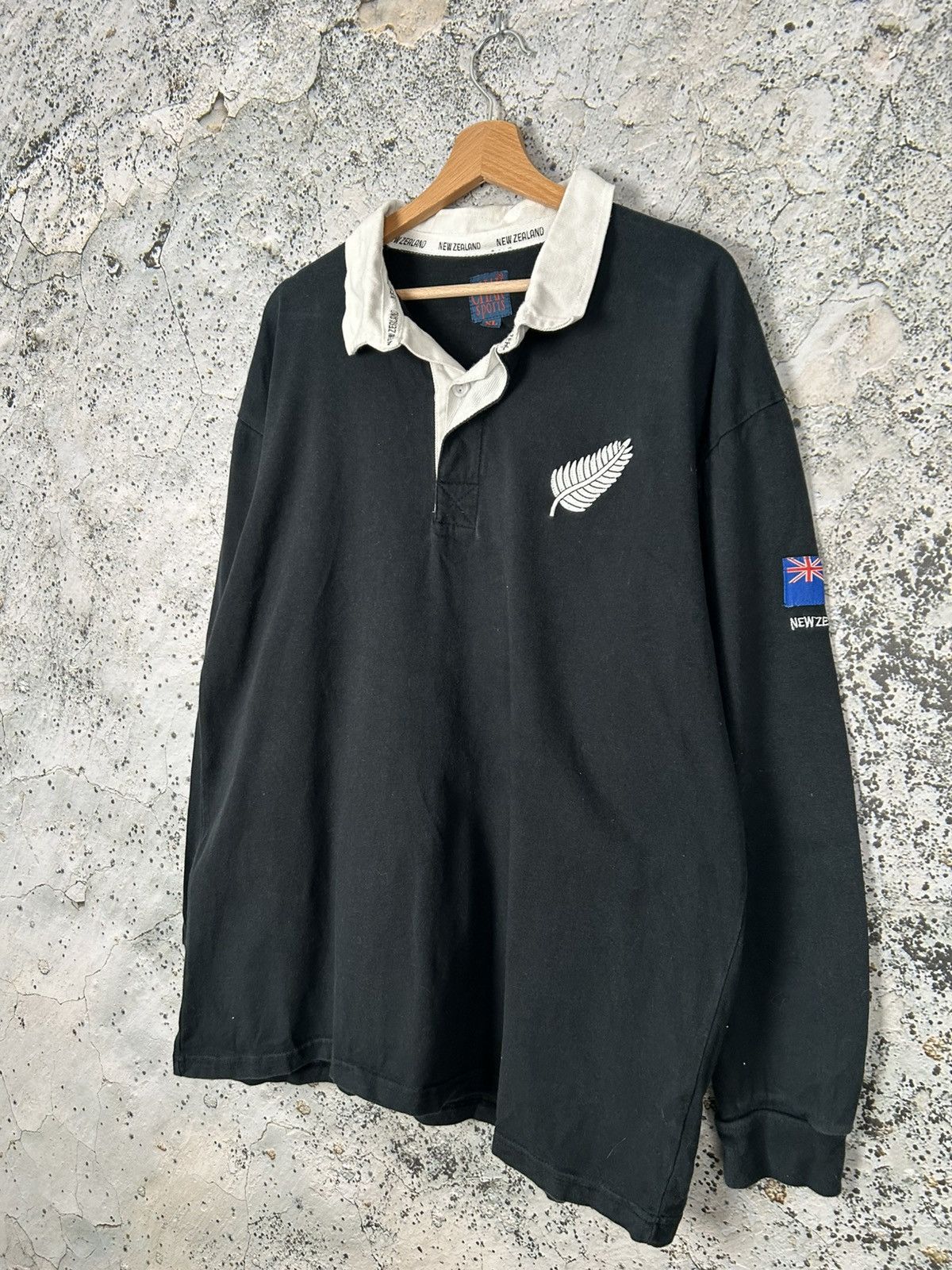 Vintage New Zealand Black Polo Longsleeve Jersey Rugby Sportswear Size US XL / EU 56 / 4 - 2 Thumbnail