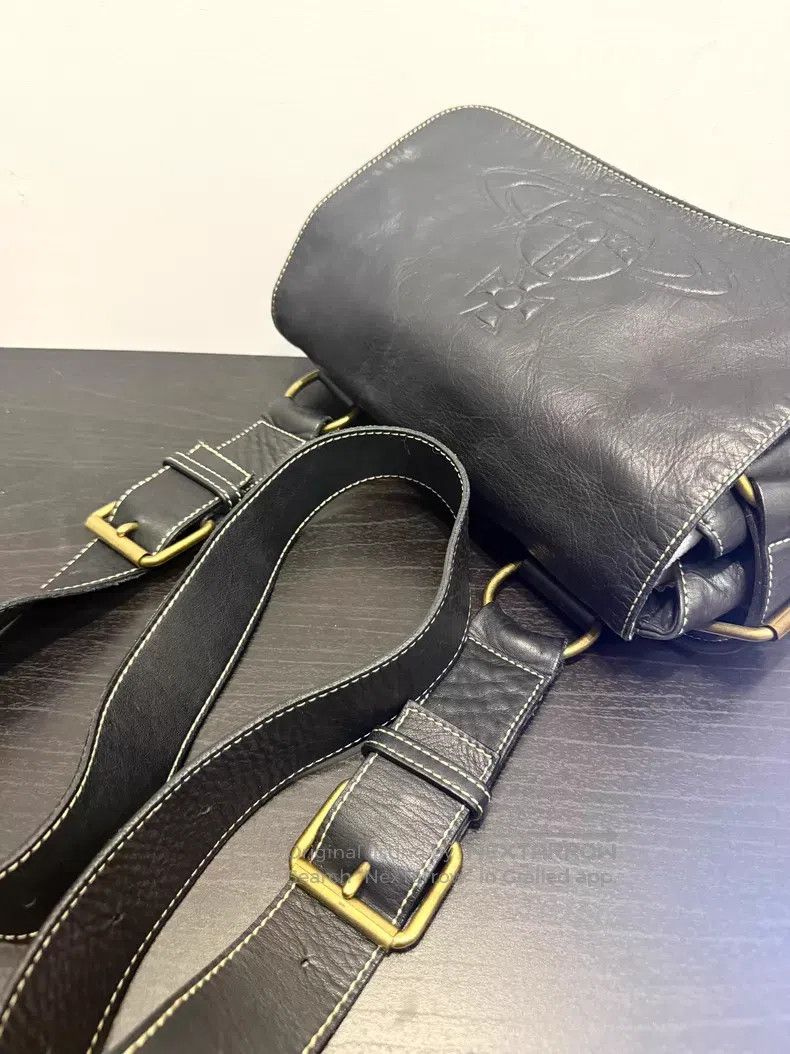 Vivienne Westwood Vivienne Westwood size os Classic Black Leather Saturn Text Size ONE SIZE - 5 Thumbnail