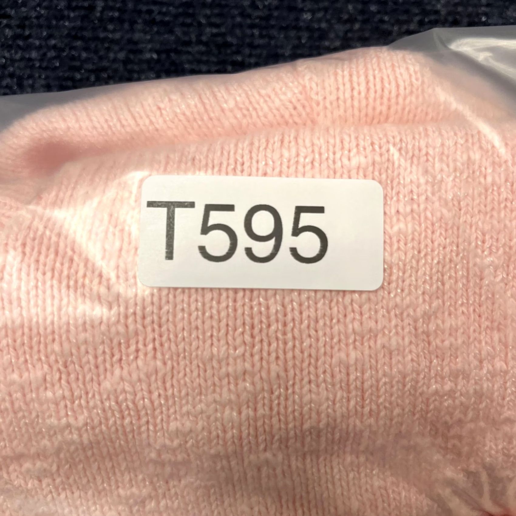 Vintage VINTAGE Sweater Womens Large Pink Knit Pullover V-Neck Satin Bow Long Sleeve Size M / US 6-8 / IT 42-44 - 6 Thumbnail