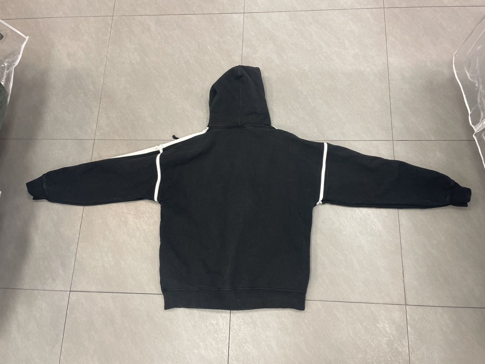 Supreme Supreme Warm Up Hoodie SS20 Black Large Size US L / EU 52-54 / 3 - 2 Thumbnail