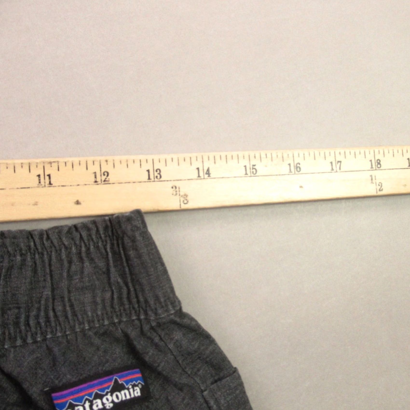 Patagonia Patagonia Pants Womens Gray 6 Straight Leg Pockets Lightweight Chino Size 28" / US 6 / IT 42 - 7 Thumbnail
