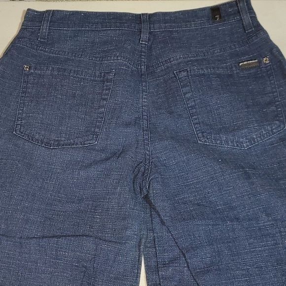 7 For All Mankind 7 For All Mankind High Waisted Sz. 30 Capris Size 30" / US 8 / IT 44 - 3 Thumbnail