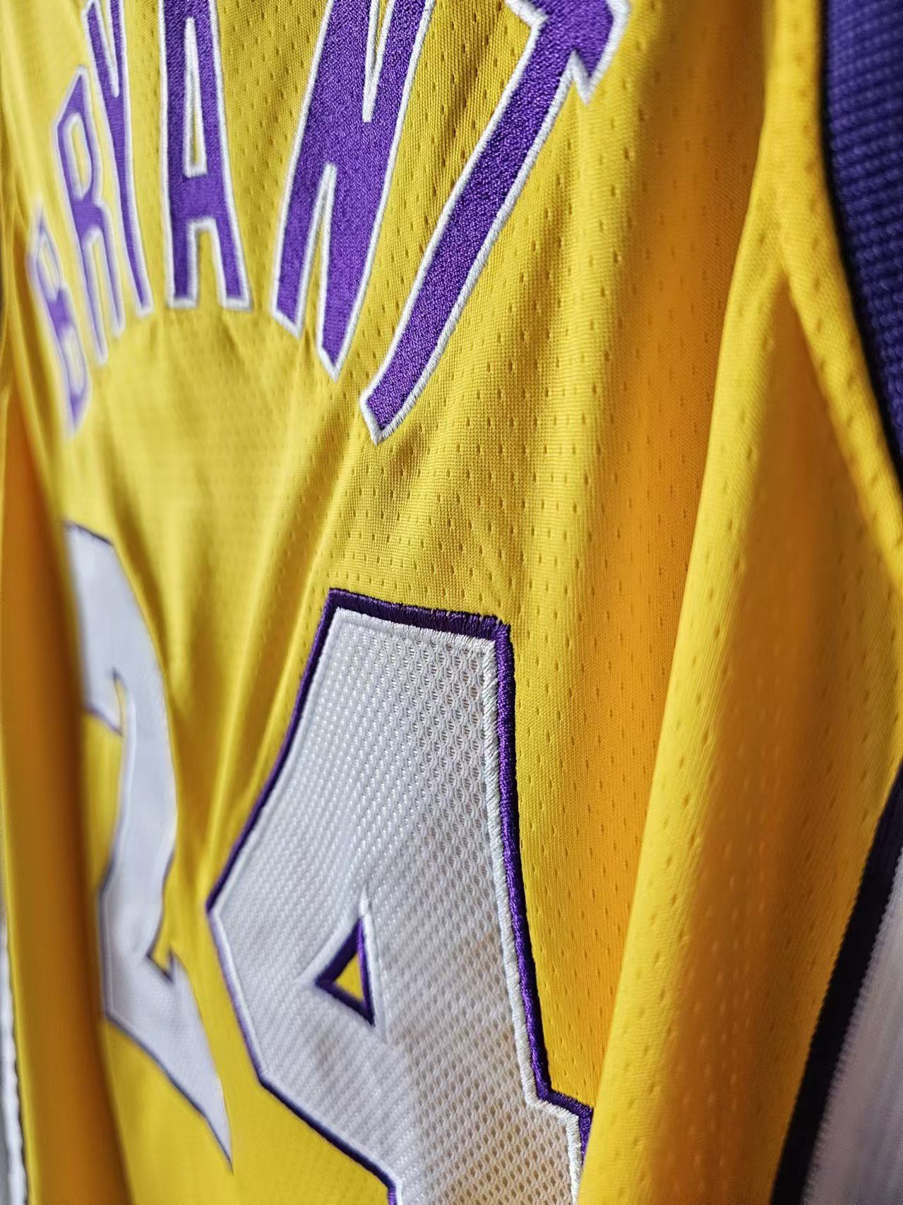 NBA Lakers #24 Kobe Bryant Jersey Size US XL / EU 56 / 4 - 4 Thumbnail
