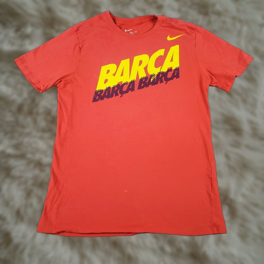 Nike NIKE T-Shirt Mens Medium Red Graphic Swoosh Casual Short Sleeve Size US M / EU 48-50 / 2 - 1 Thumbnail