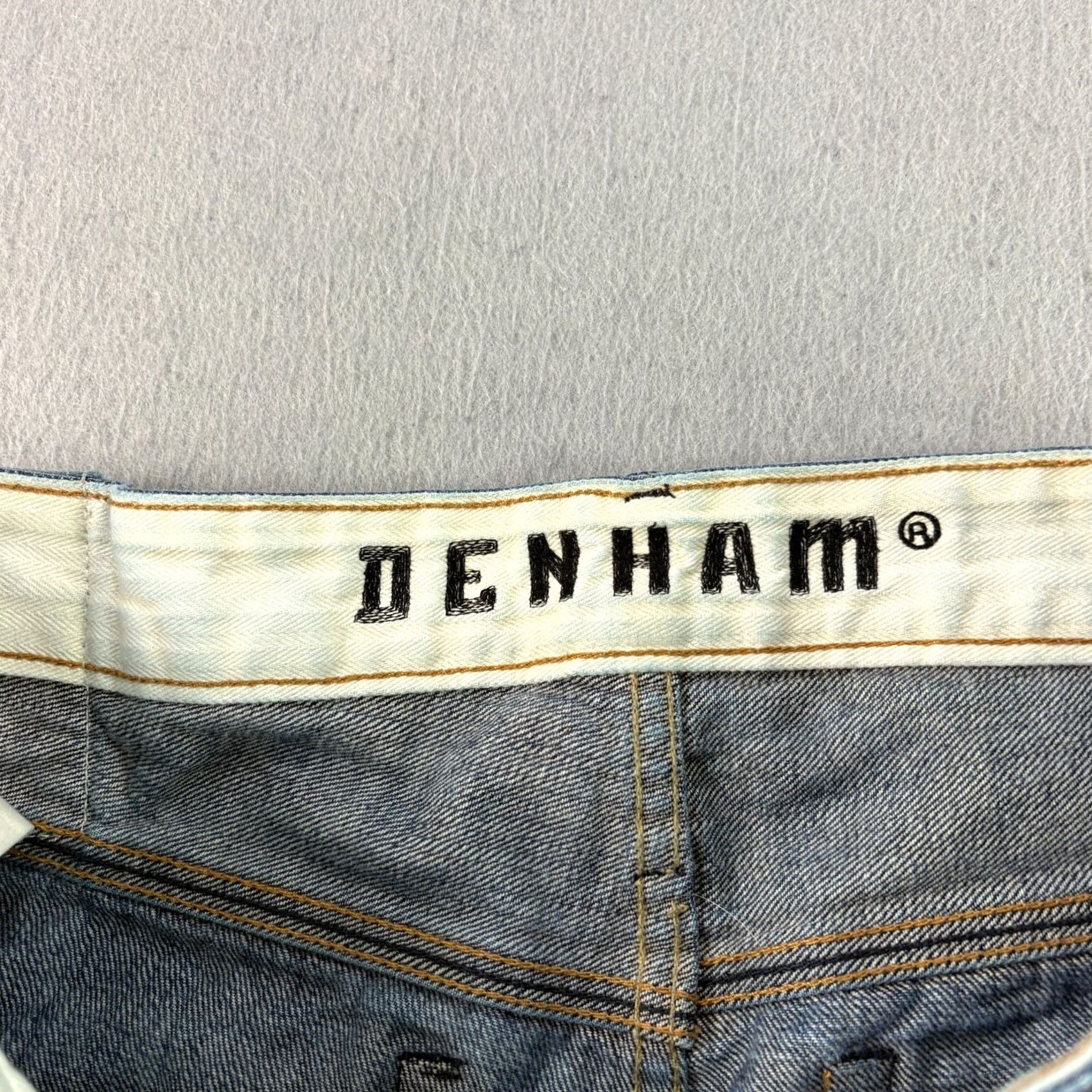 DENHAM Denham Jeans Mens 31x32 Blue Slim Skinny Button Fly Denim Inseam 26 Regular Size 31 Cotton Denim Pattern: Solid Size US 31 - 4 Thumbnail
