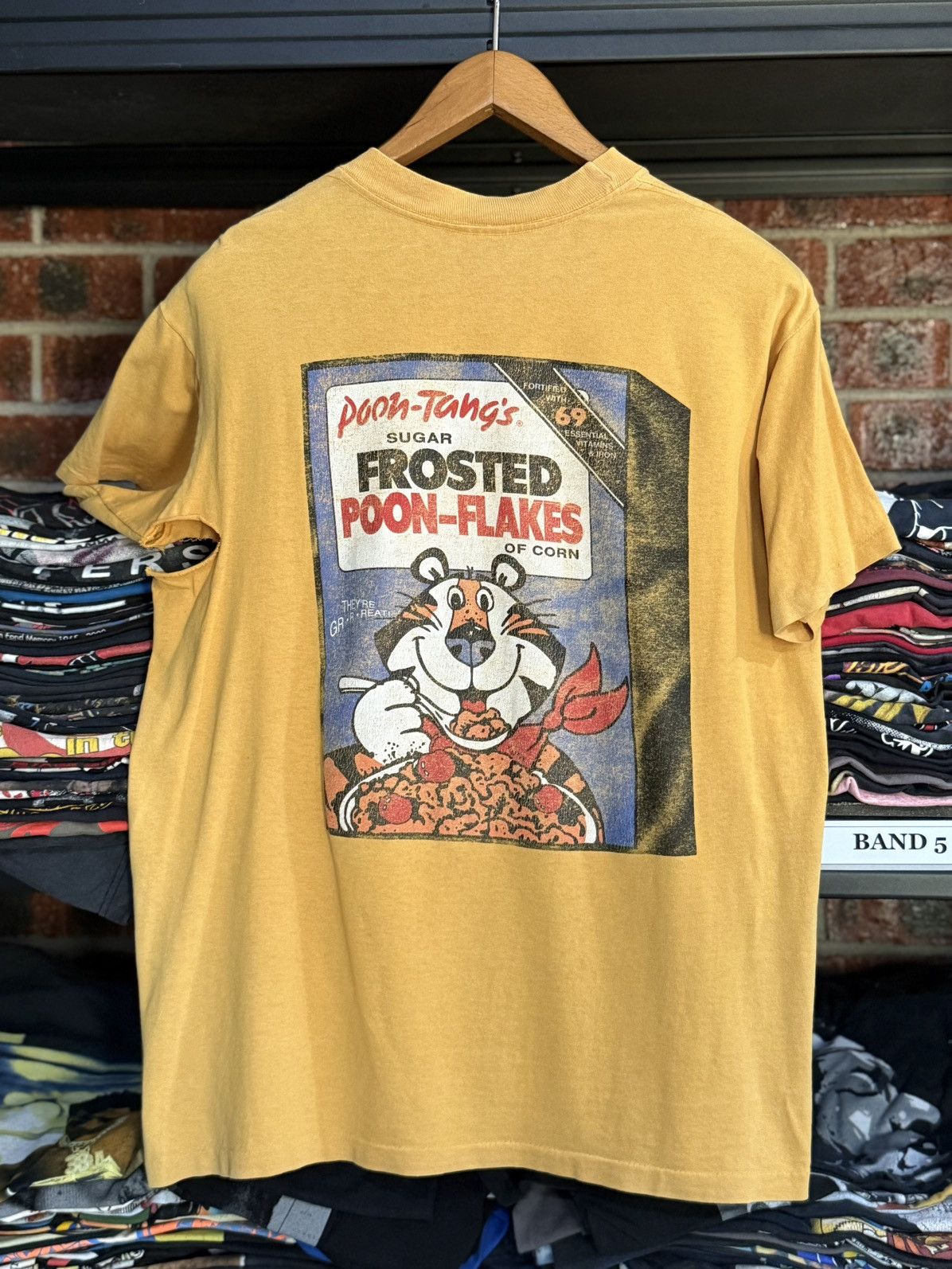 Cartoon Network × Vintage Thrashed Vintage 90s Pooh Tang’s Built In The Usa Faded Tee Size US L / EU 52-54 / 3 - 1 Thumbnail