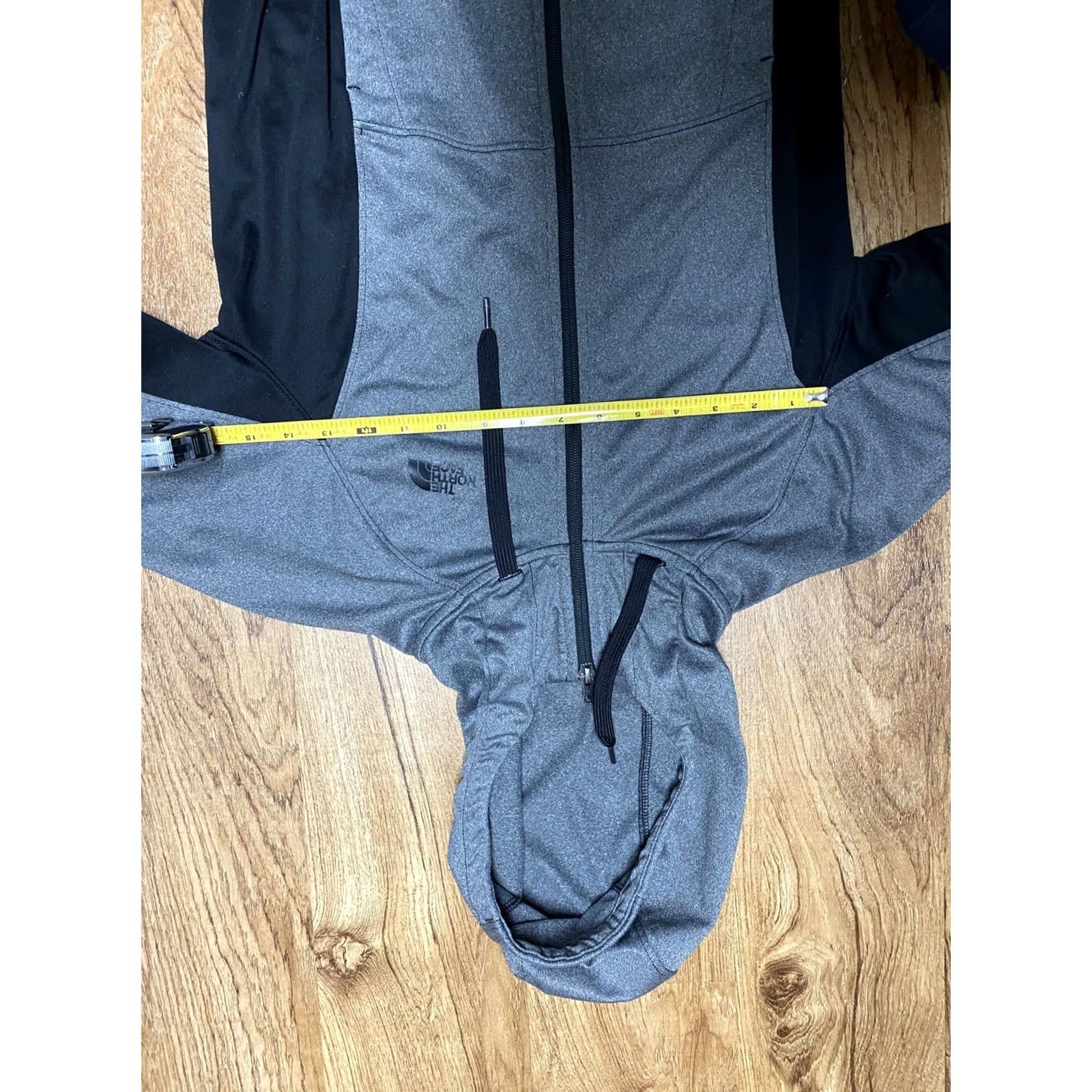 The North Face The North Face Women Jacket Zip Hoody Gray Black 2 Front Pockets Winter Fall Paisley Softshell Size L / US 10 / IT 46 - 5 Thumbnail