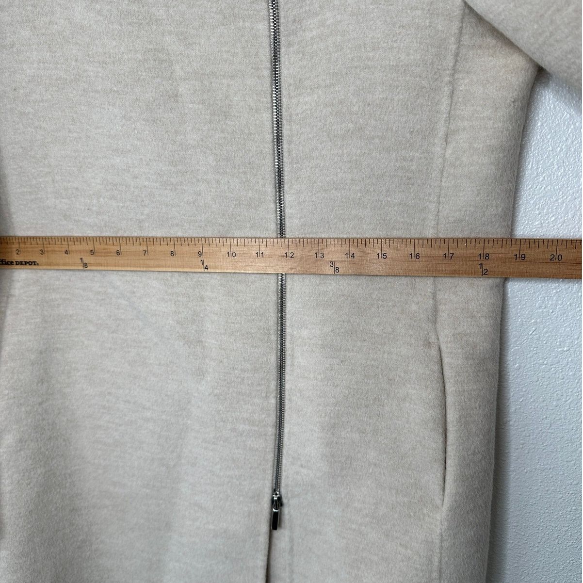 Max Mara S Max Mara Tan Long Sleeve Zip Hooded Wool Angora Shacket 8 Size M / US 6-8 / IT 42-44 - 15 Thumbnail