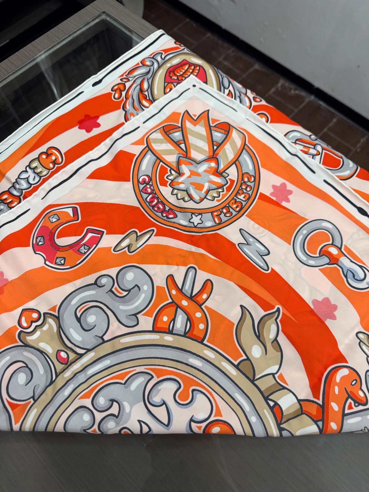 Hermes Hermes 70x70cm Silk Scarf Orange Pegasus Candy Stamp Size ONE SIZE - 5 Thumbnail