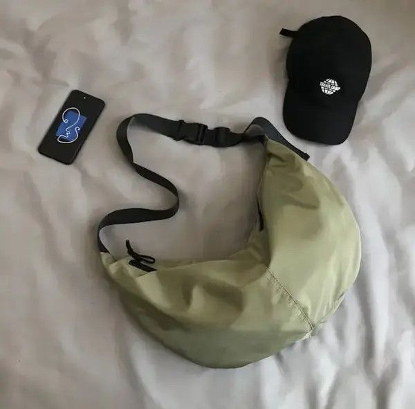 Japanese Brand Shoulder Nylon Roomy Bag Japanese Harajuku style Zipper Size ONE SIZE - 4 Thumbnail