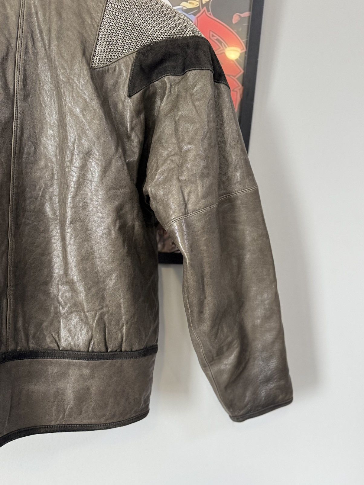 Versace Vintage Gianni Versace 1980s chain shoulder leather jacket Size US S / EU 44-46 / 1 - 17 Thumbnail