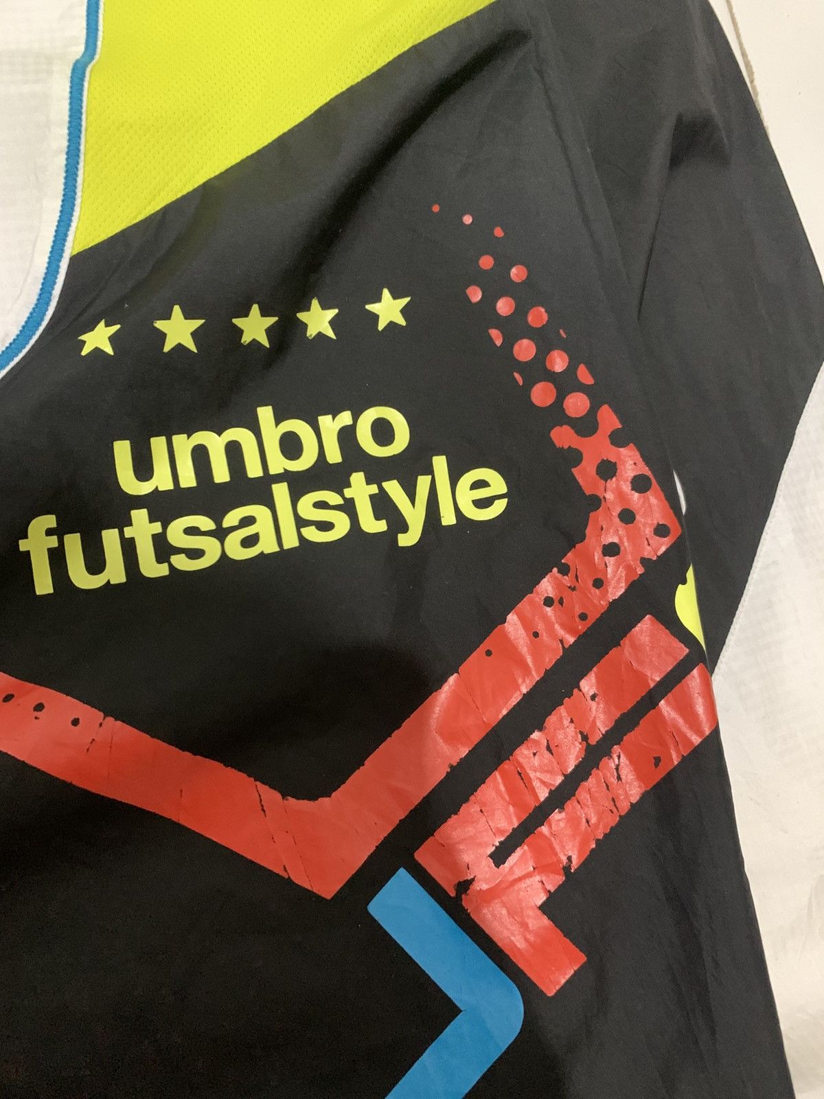 Umbro futsalstlye umbro Size US L / EU 52-54 / 3 - 7 Thumbnail