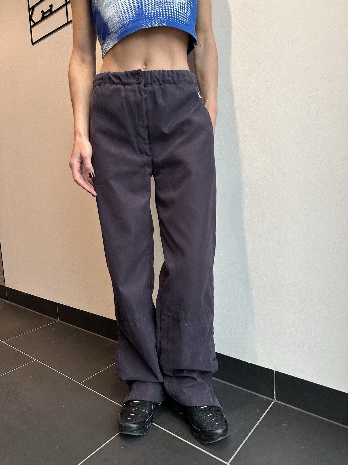 Nike Vintage Nike Flared Pants Wide Leg 2000’s y2k Size S Size 27" / US 4 / IT 40 - 7 Thumbnail