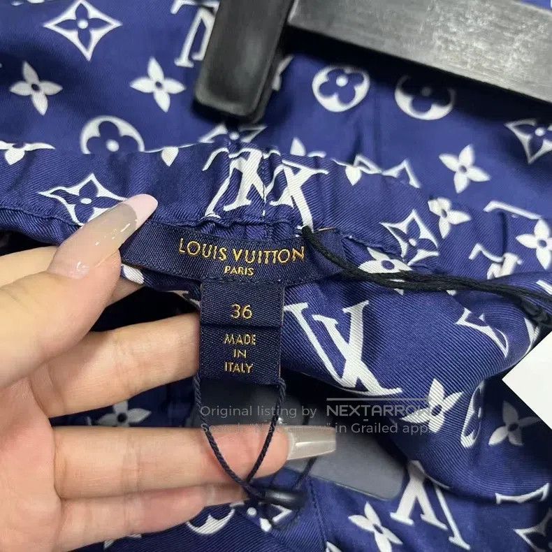 Louis Vuitton Louis Vuitton Blue pajama style pajama shorts Size 35" - 2 Thumbnail